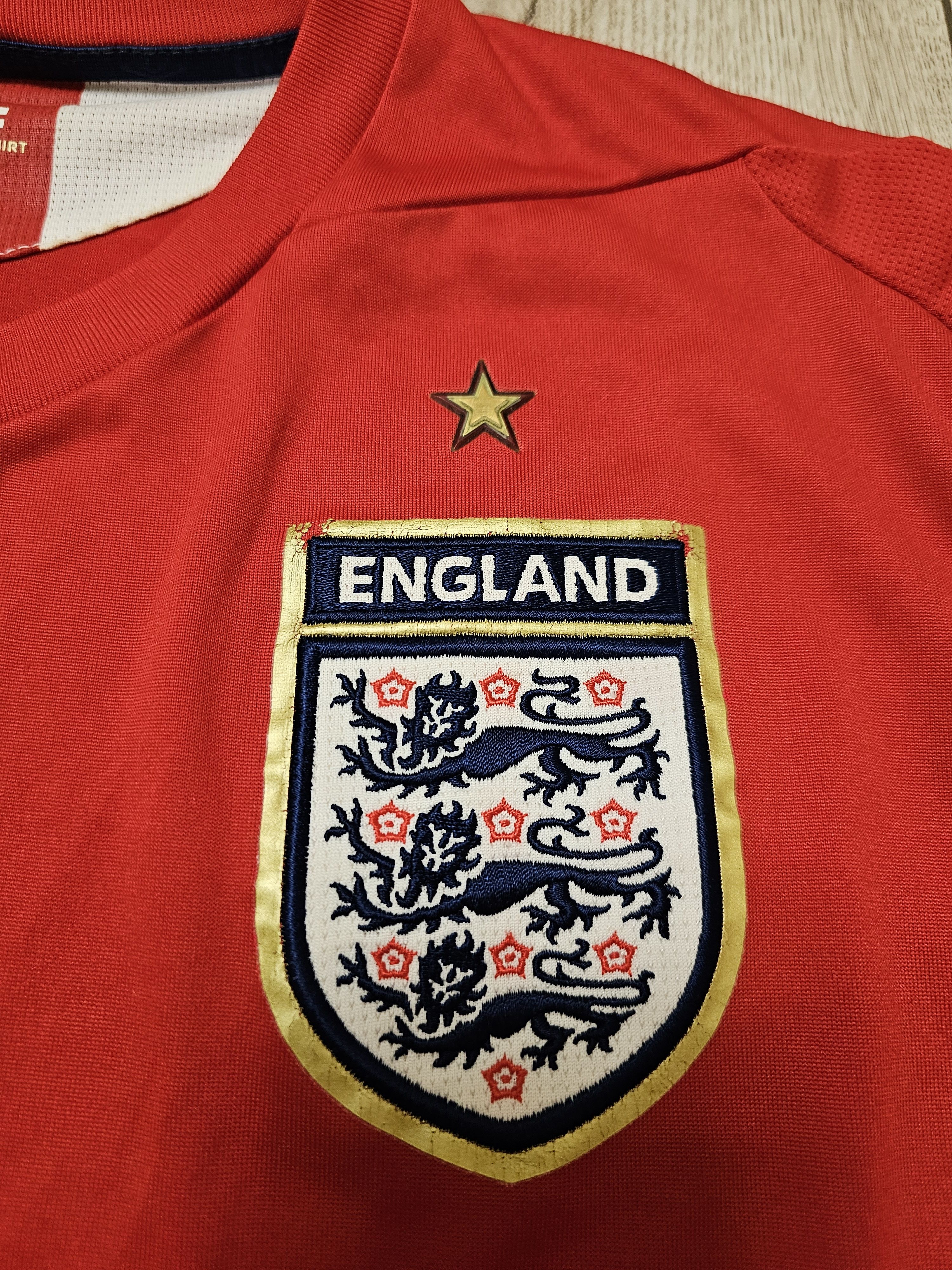 All Sport × Umbro × Vintage ENGLAND 2006 2008 AWAY FOOTBALL SHIRT SOCCER JERSEY Size US L / EU 52-54 / 3 - 4 Thumbnail