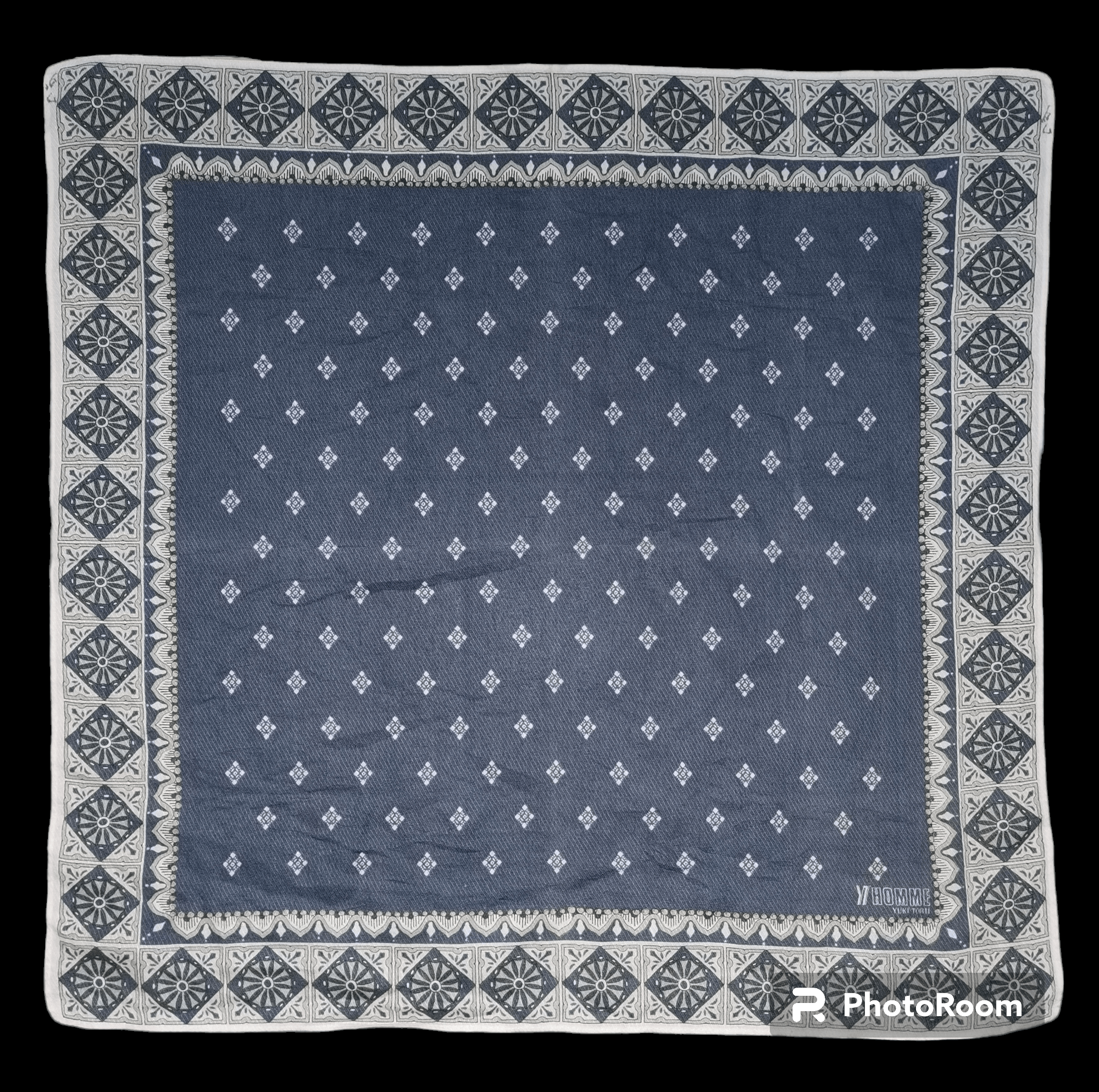 Japanese Brand YUKI TORII HANDKERCHIEF Size ONE SIZE - 1 Thumbnail