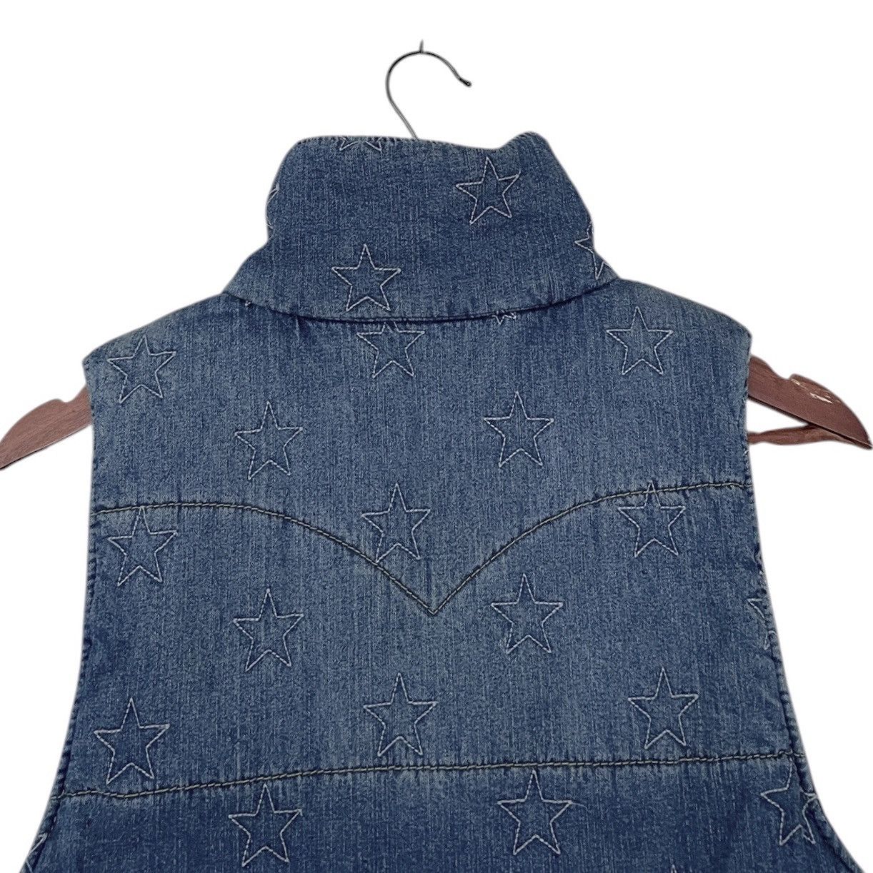 Japanese Brand × Vintage Vintage Japanese Brand Rodeo Crowns Denim Vest 2000s Size US M / EU 48-50 / 2 - 4 Thumbnail