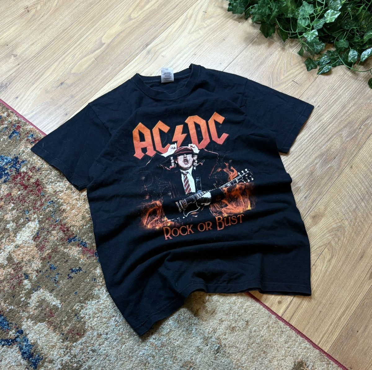 Band Tees 2010 AC/DC Vintage Reprint Highway to Hell Tour T-shirt Size US S / EU 44-46 / 1 - 1 Thumbnail