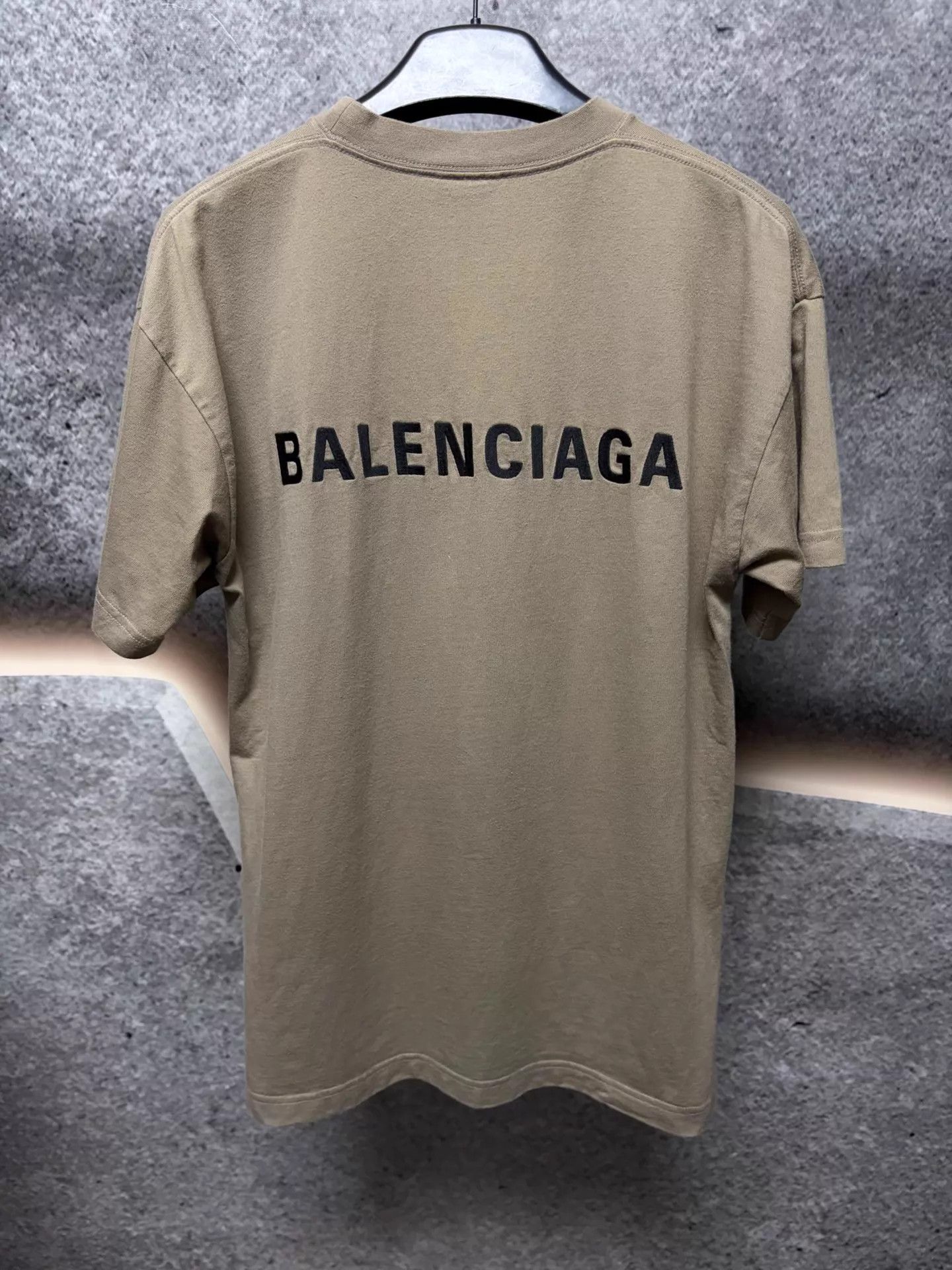Balenciaga Balenciaga Short Sleeve T-Shirt S Olive Green Size S / US 4 / IT 40 - 2 Thumbnail