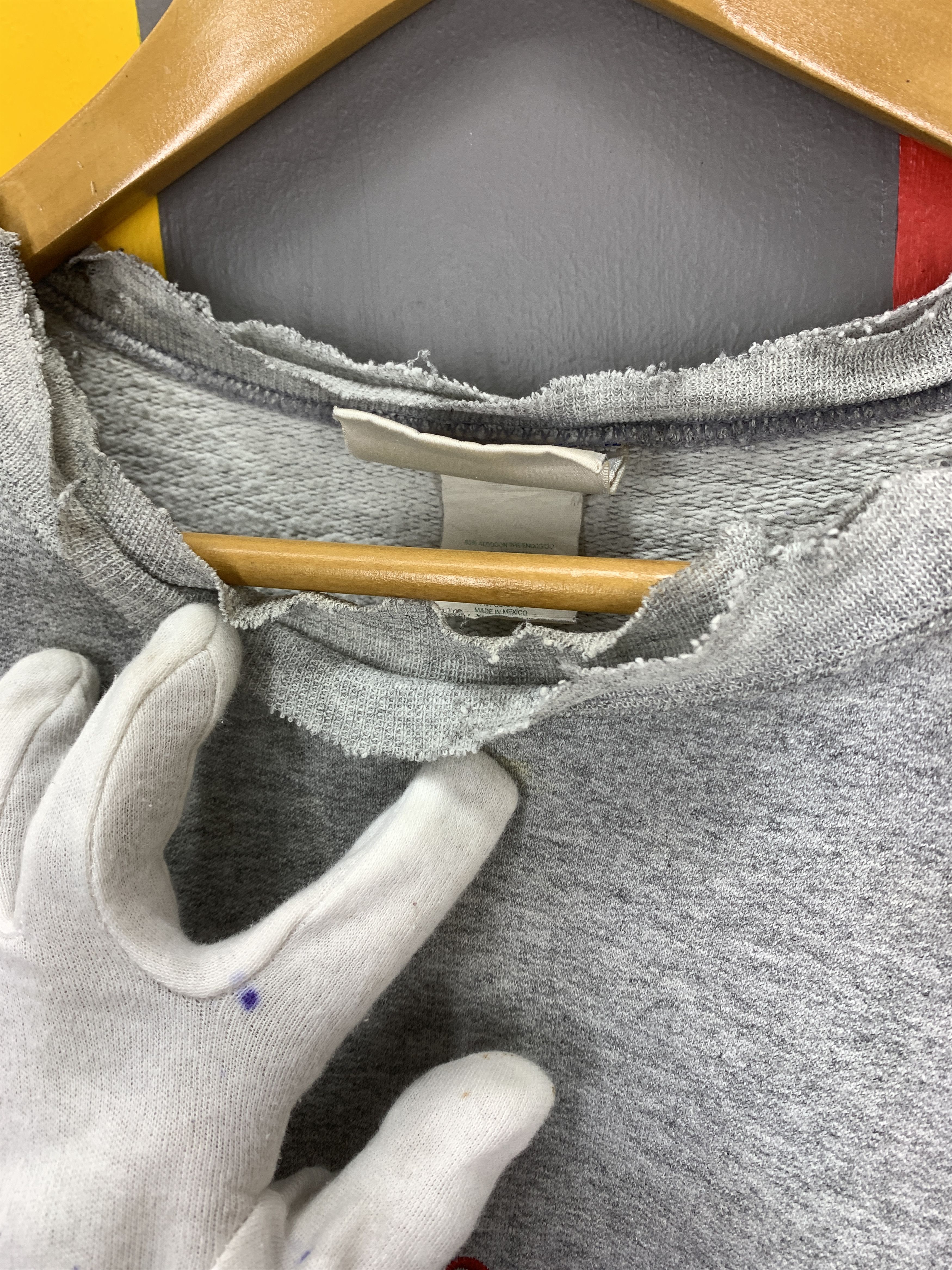 Hanes 90s UNIVERSITY NEBRASKA MEDICAL CENTER Sweatshirt #2200/21 Size US L / EU 52-54 / 3 - 3 Thumbnail