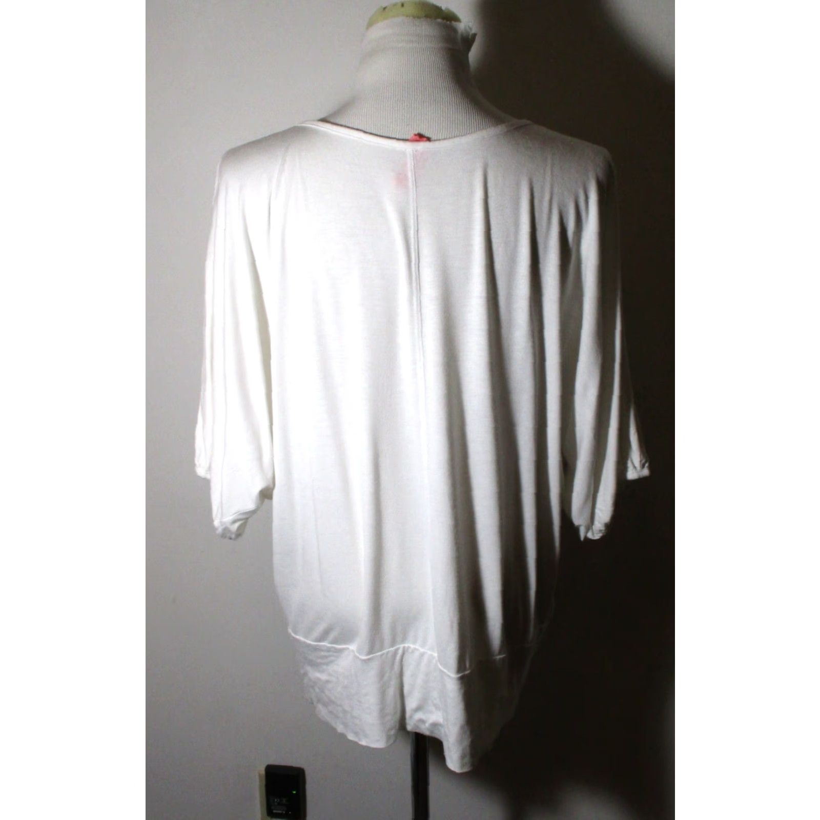Vintage Eight Sixty White Rayon Stretch Top XL Blouse Women Regular Short Sleeve Wear Dressy Casual 95% Rayon 5% Spandex Knit Boat Neck Knit Top Size XL / US 12-14 / IT 48-50 - 5 Thumbnail