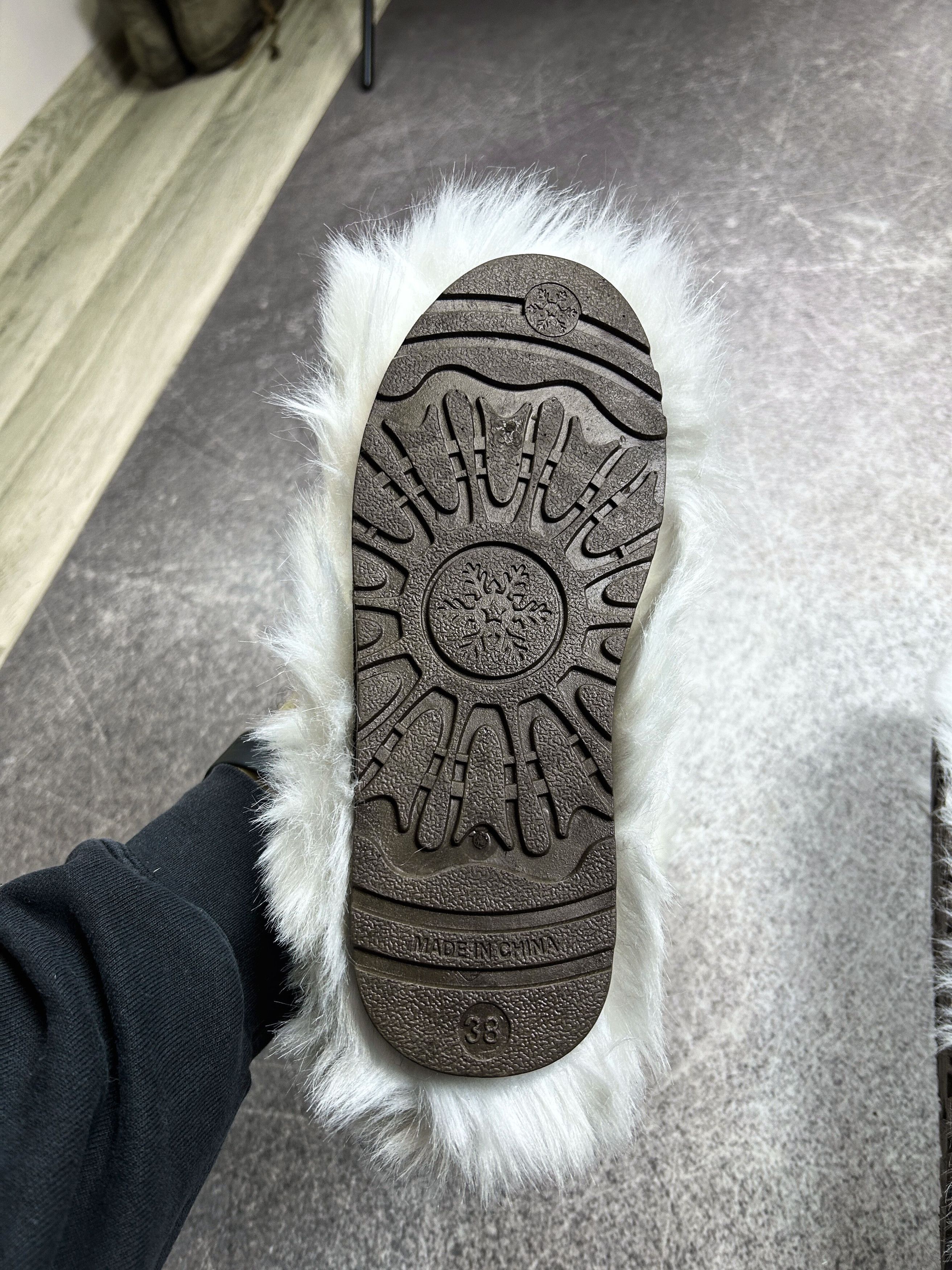 Hysteric Glamour Fur Boots White Fluffy Winter Coquette Y2K Snow Bunny Core Size US 5.5 / EU 38 - 6 Thumbnail
