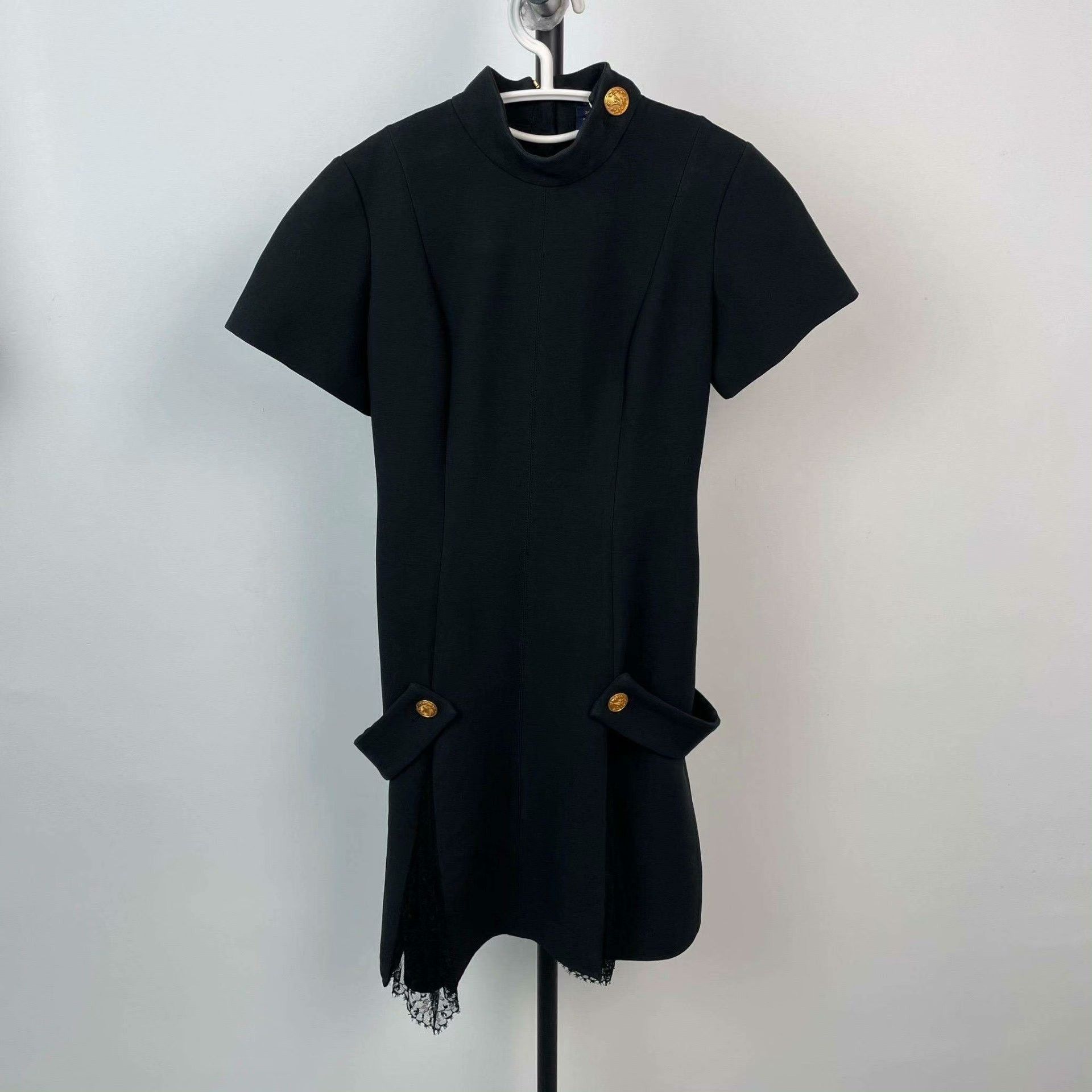 Louis Vuitton Louis Vuitton Wool Black Dress 34 Women Size XS / US 0-2 / IT 36-38 - 1 Thumbnail