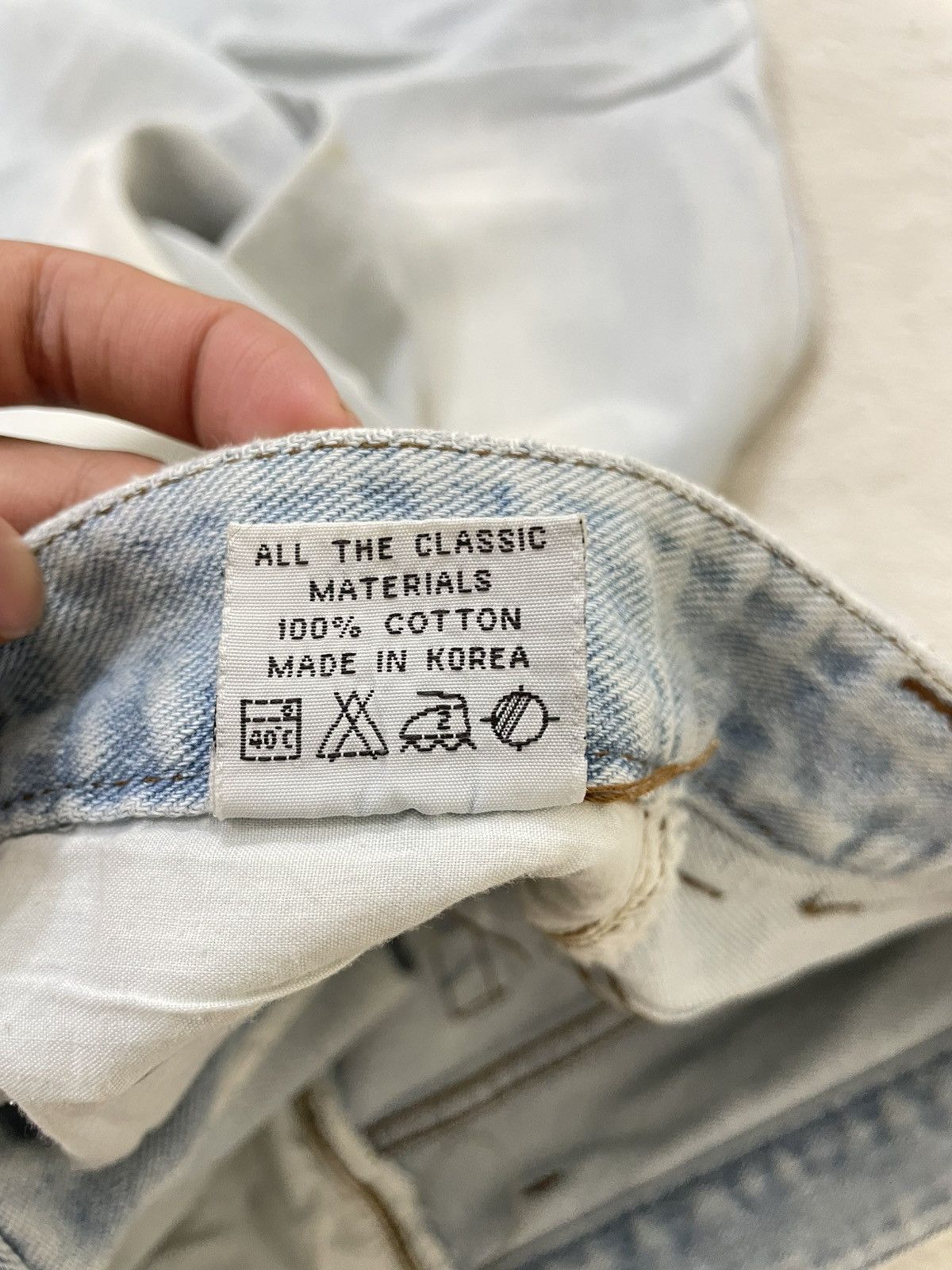 Japanese Brand 2000s Blue Jeans Distressed Fading Denim Y2K Size US 29 - 5 Thumbnail