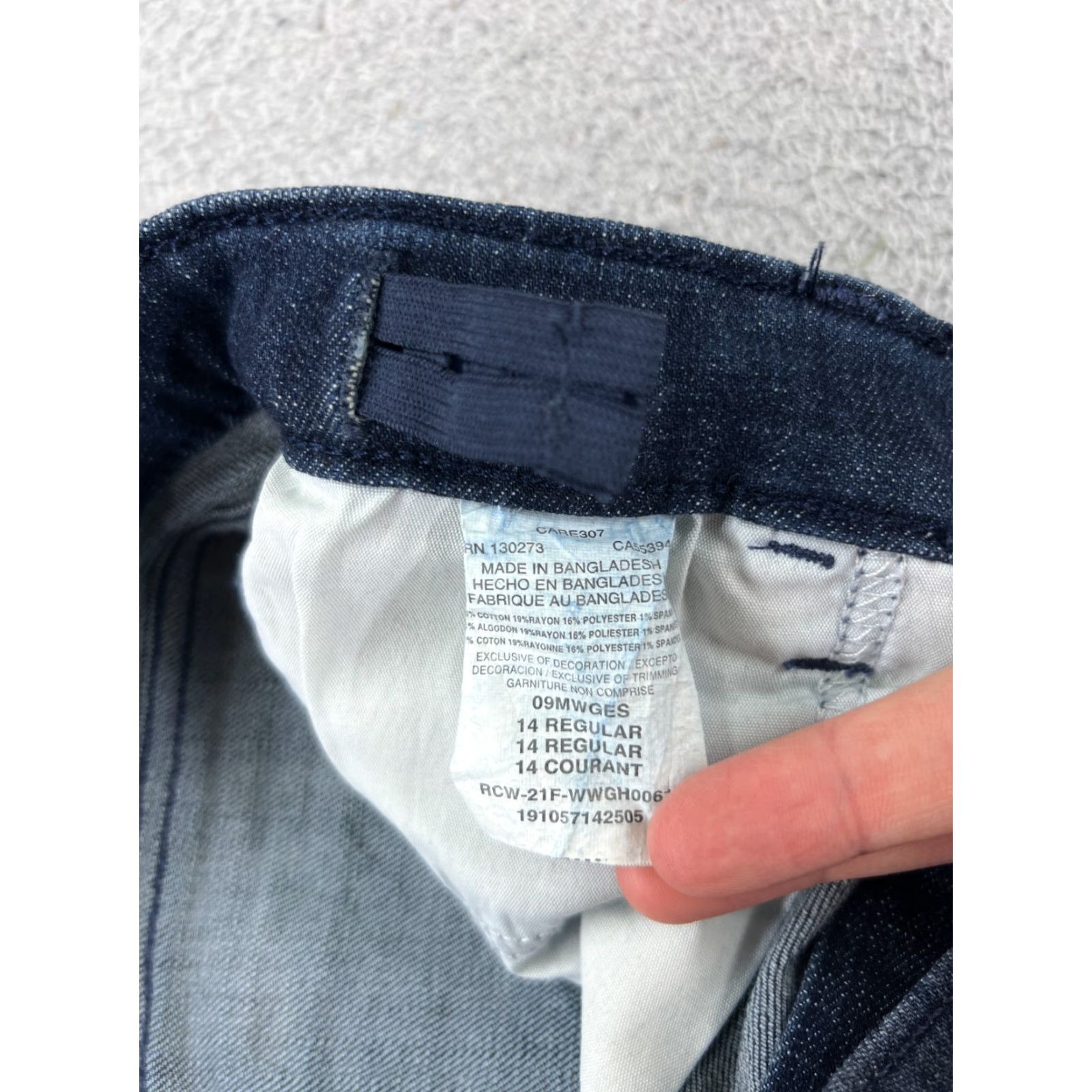 Wrangler VINTAGE Wrangler Jeans Juniors 14 Blue Denim Bootcut Mid Rise 25x28 Dark Wash Slimming Classic Womens Size 36" / US 14 / IT 50 - 6 Thumbnail