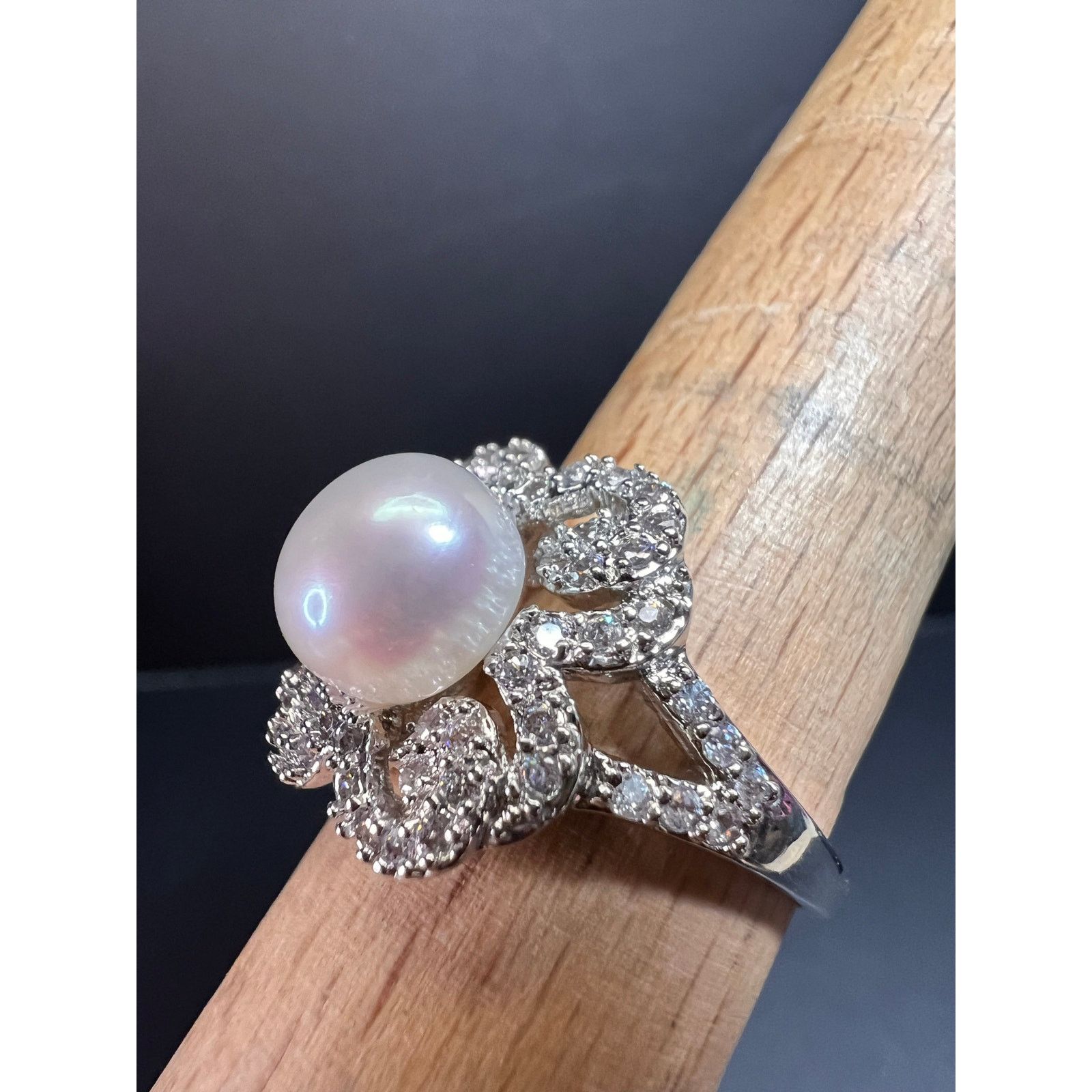 Other Freshwater pearl and Cz cocktail ring size 9 Size ONE SIZE - 3 Thumbnail
