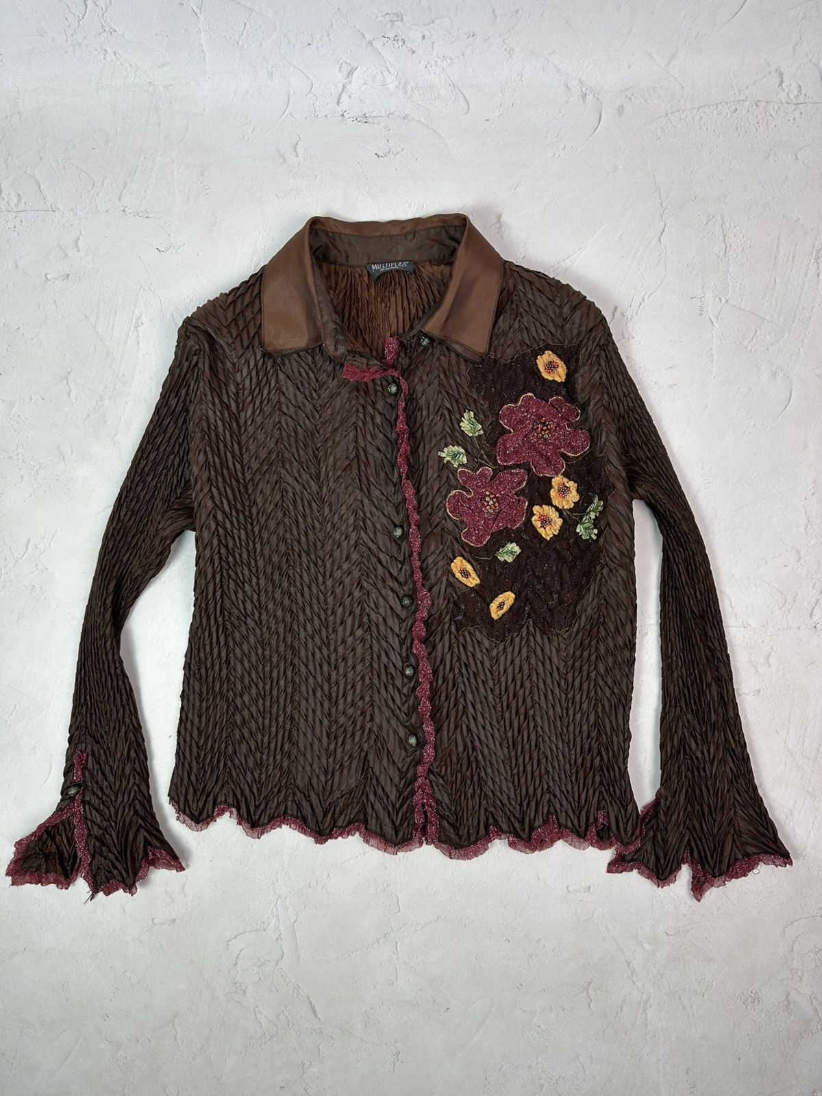 Vintage Vintage Pleated Brown Long Sleeve Shirt Size M / US 6-8 / IT 42-44 - 1 Thumbnail