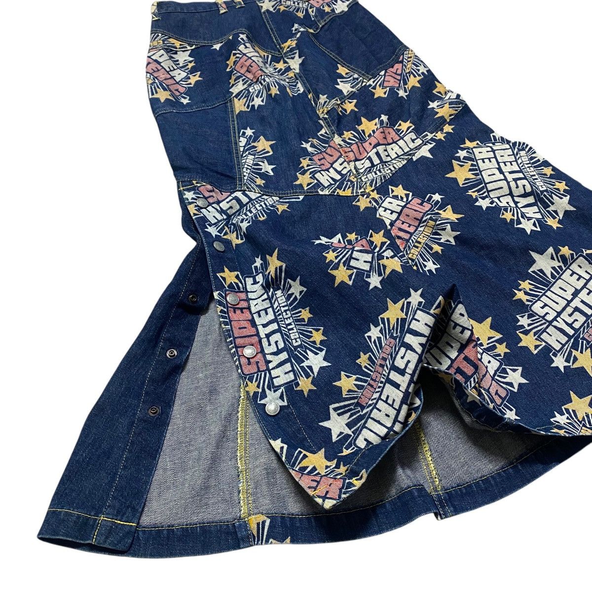 Hysteric Glamour Vintage Hysteric Glamour Denim Skirt Full Print Size 26" / US 2 / IT 38 - 11 Thumbnail