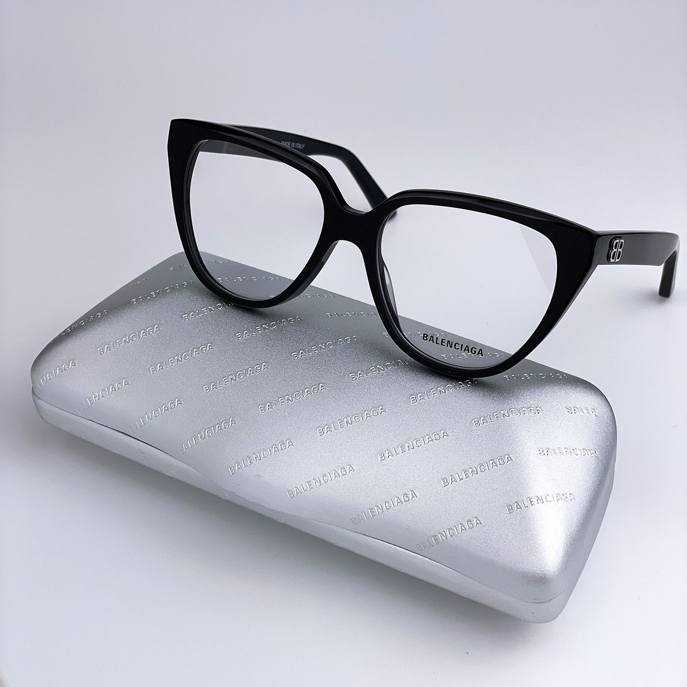 Balenciaga NEW Balenciaga BB0129O 001 Black Butterfly Women Eyeglasses Size ONE SIZE - 10 Thumbnail