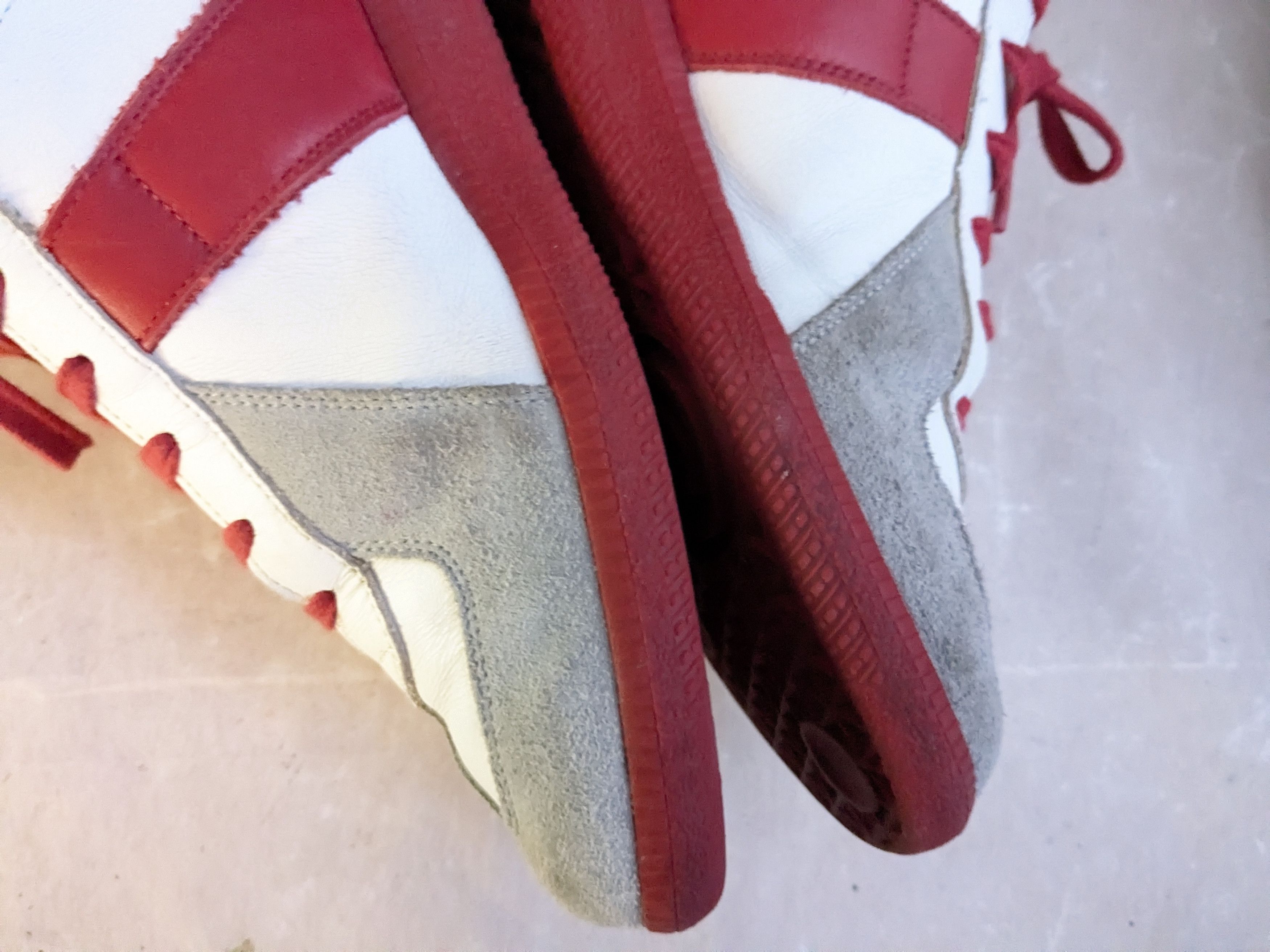 Maison Margiela White and red Maison Margiela replica GATs Size US 9 / EU 42 - 14 Thumbnail