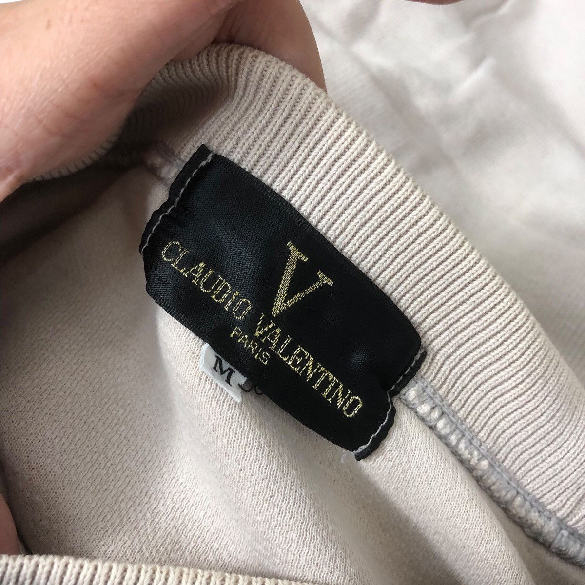 Vintage Vintage Designer CLAUDIO VALENTINO PARIS Pullover Sweatshirt Size M / US 6-8 / IT 42-44 - 8 Thumbnail