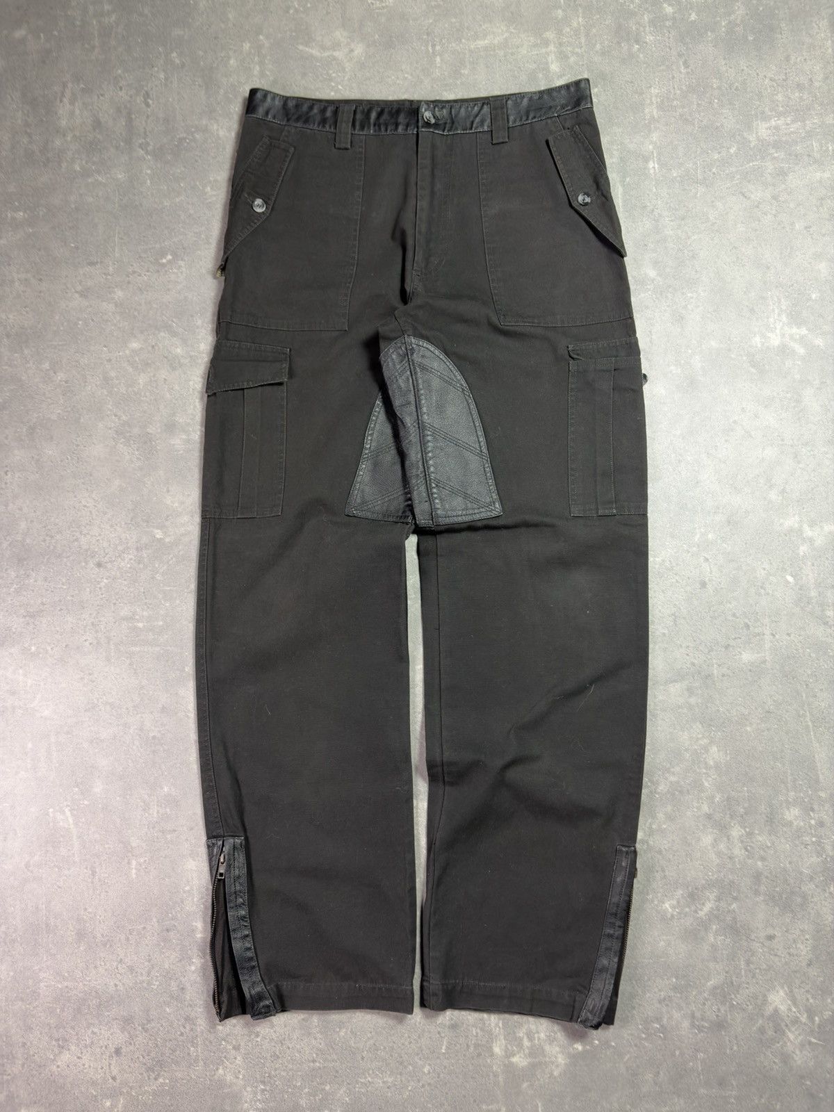 Roberto Cavalli Class Roberto Cavalli Leather Elements Cargo Denim Jeans 32 Size US 32 / EU 48 - 1 Thumbnail