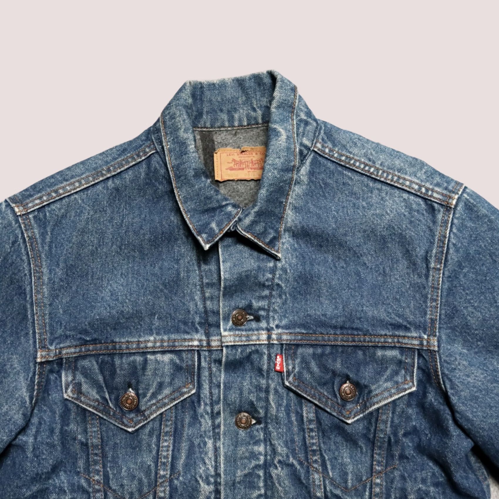 Levi's VINTAGE Levi's Jacket Denim Trucker 90s Sherpa Lined Medium Wash Jacket Mens 40"} Size US 40 / EU 56 - 1 Thumbnail