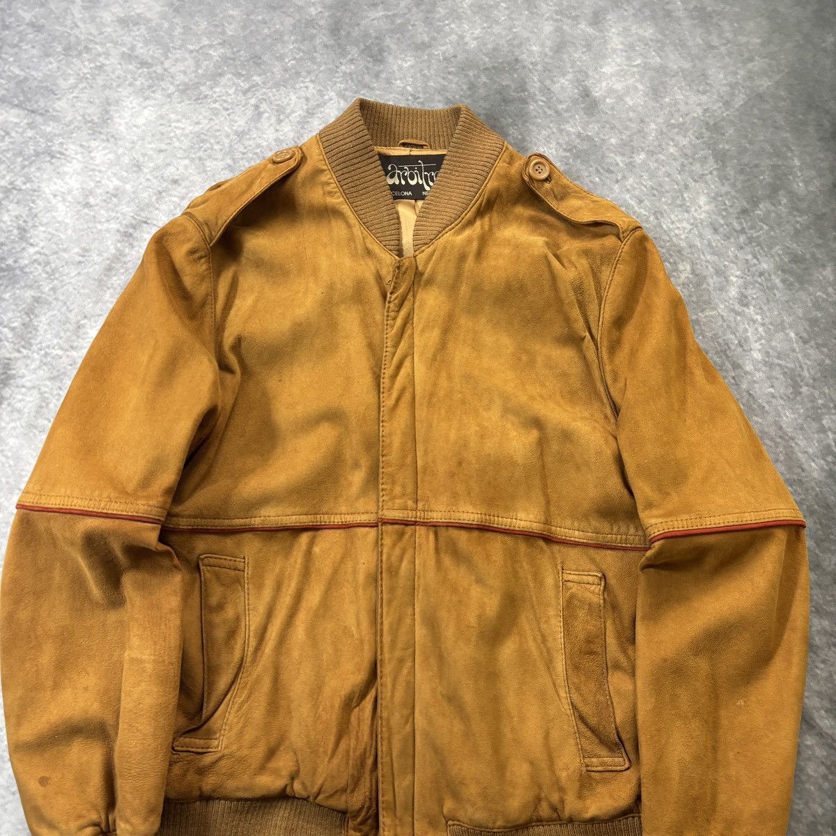 Other × Vintage 1970s Suede Bomber Jacket 70s Vintage Spanish Wheat Brown S Size US S / EU 44-46 / 1 - 13 Thumbnail