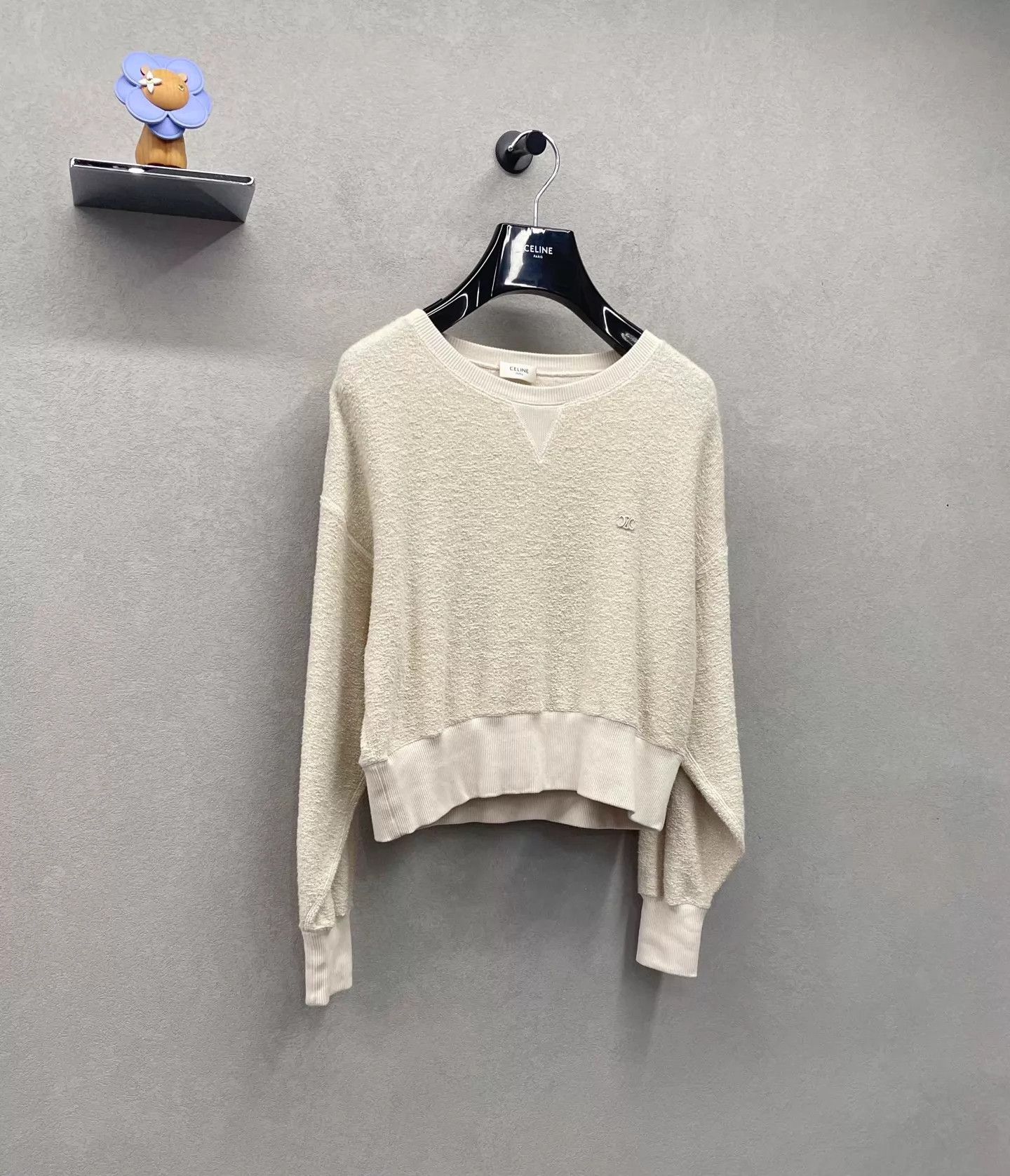 Celine CELINE beige short long-sleeve sweatshirt XS Size XS / US 0-2 / IT 36-38 - 3 Thumbnail
