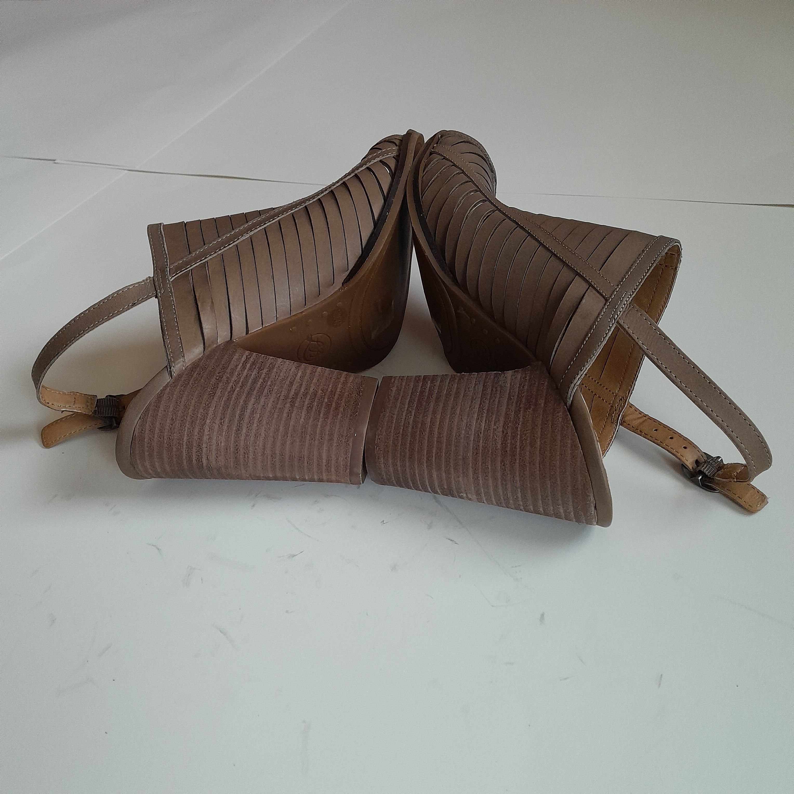Lucky Brand Lucky Brand Lialor Brown Leather Sandals Size 10M Size US 10 / IT 40 - 5 Thumbnail