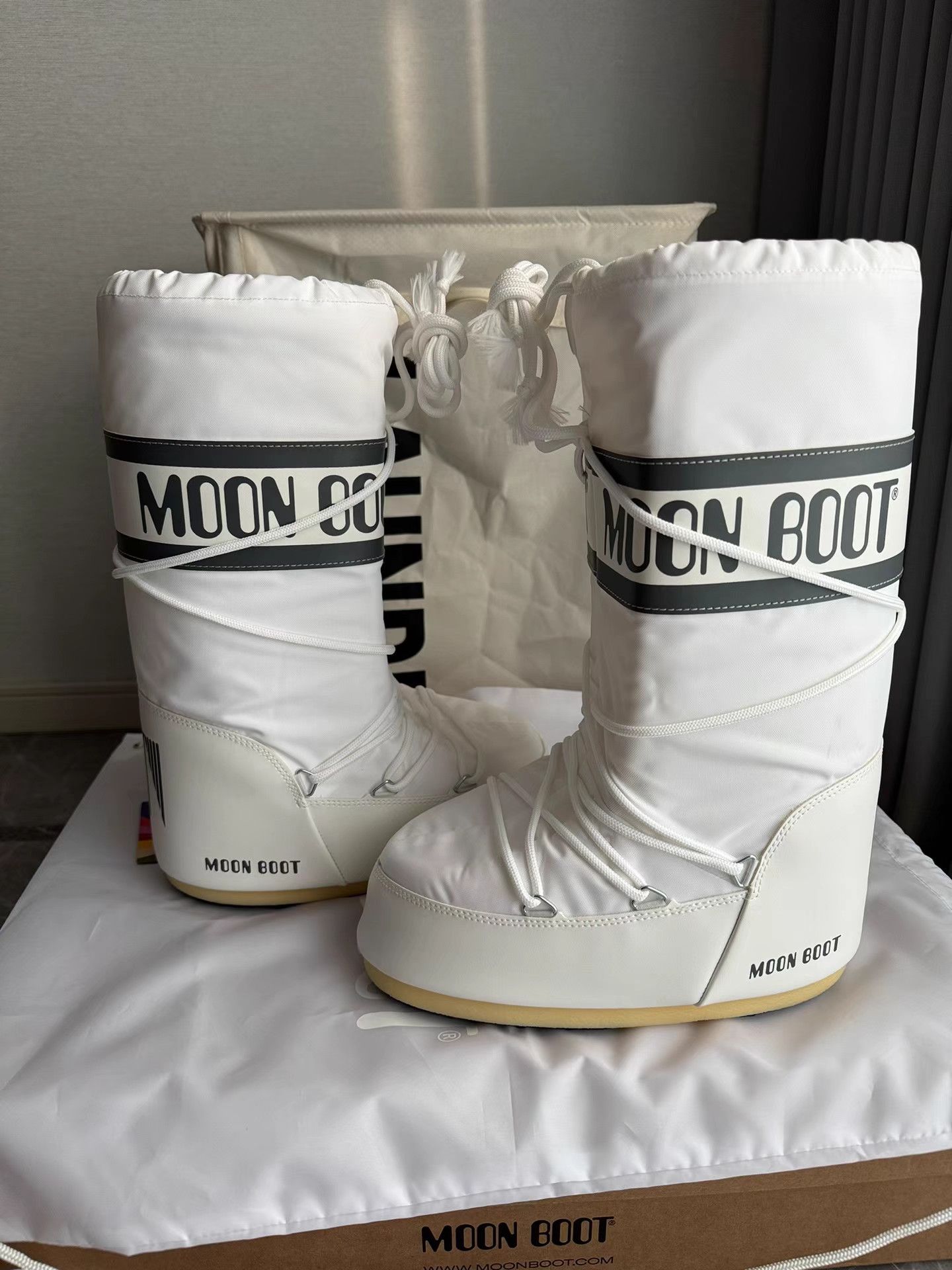 Moon Boot Moon Boot Classic Snow Boots K6 Size US 9 / IT 39 - 6 Thumbnail