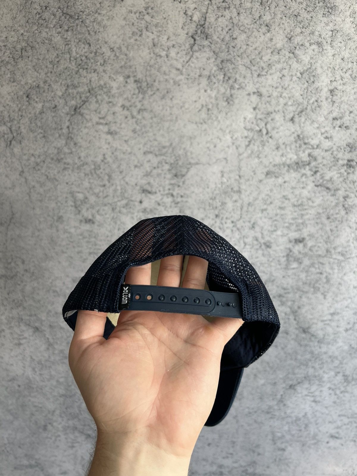 Volcom Volcom Vintage Trucker Cap Blue One Size Made In Korea Size ONE SIZE - 9 Thumbnail