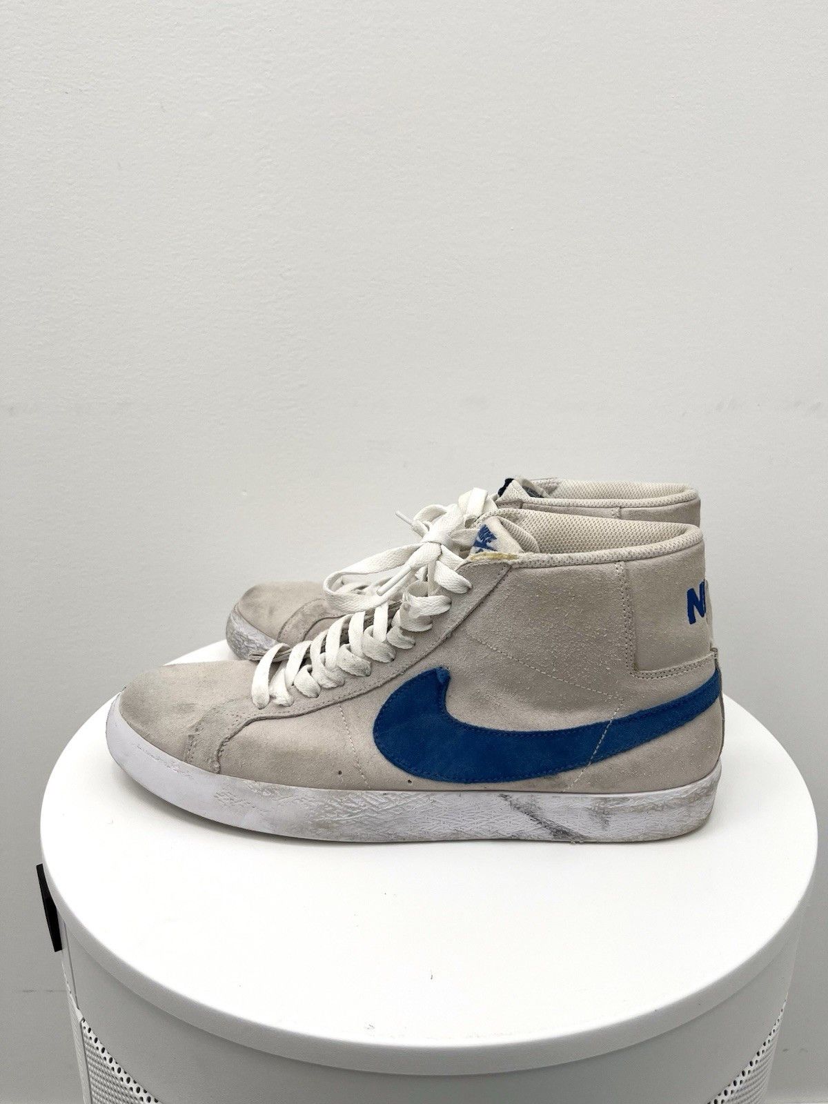 Nike Nike SB Blazer Mid Laser Blue Suede Size 10 Skateboard Size US 10 / EU 43 - 6 Thumbnail