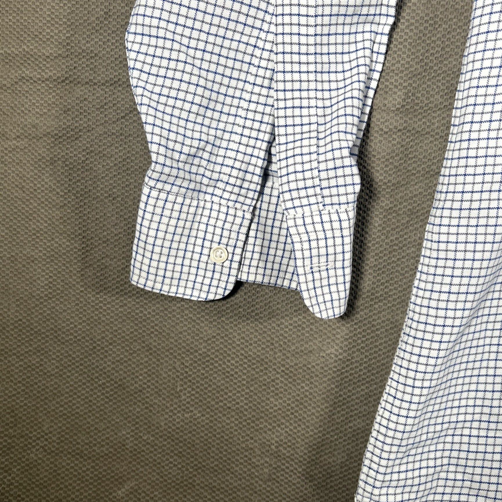 Vintage LL Bean Long Sleeve Button Down Shirt Men’s 17.5 Blue Size US XXL / EU 58 / 5 - 6 Thumbnail