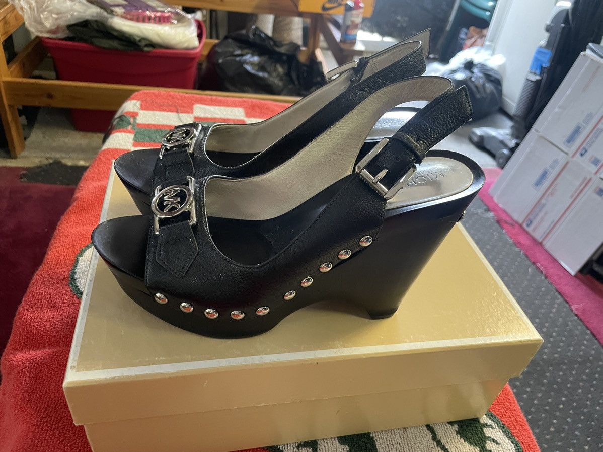 Michael Kors Michael Kors black leather platform wedge Size US 7.5 / IT 37.5 - 6 Thumbnail