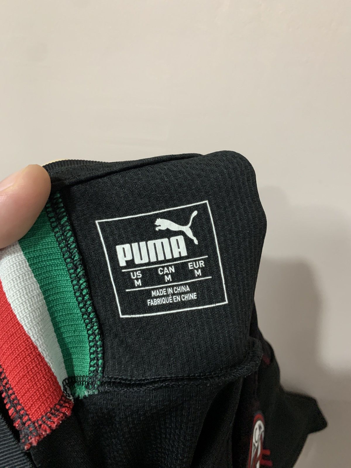 Puma AC Milan 2019 Third Football Shirt Puma Soccer Jersey Size M Size US M / EU 48-50 / 2 - 12 Thumbnail