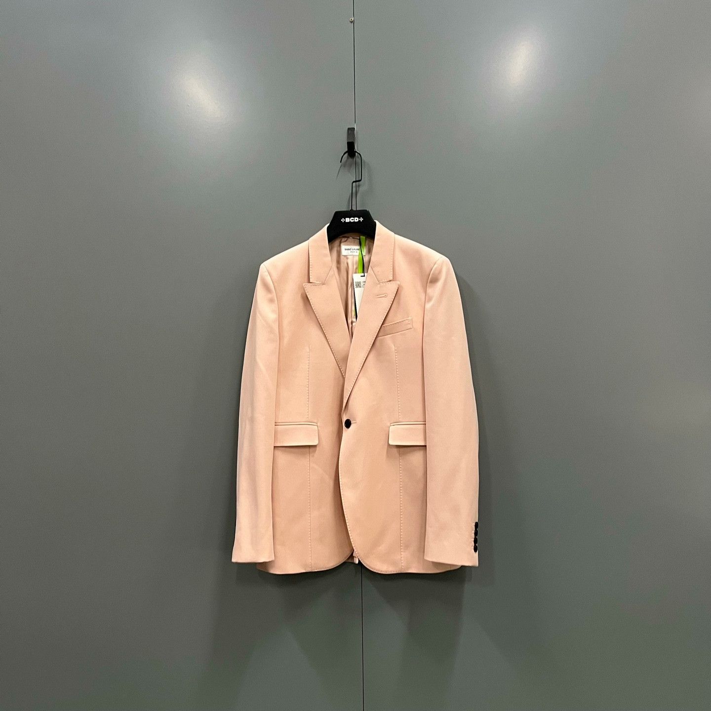 Saint Laurent Paris Saint Laurent Light Pink Notched Lapel Blazer Size US S / EU 44-46 / 1 - 1 Thumbnail