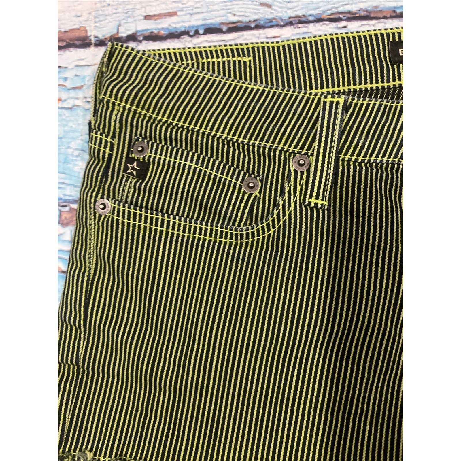 Big Star BIG STAR shorts WOMENS 29 lime green stripes nice! Size 29" - 3 Thumbnail