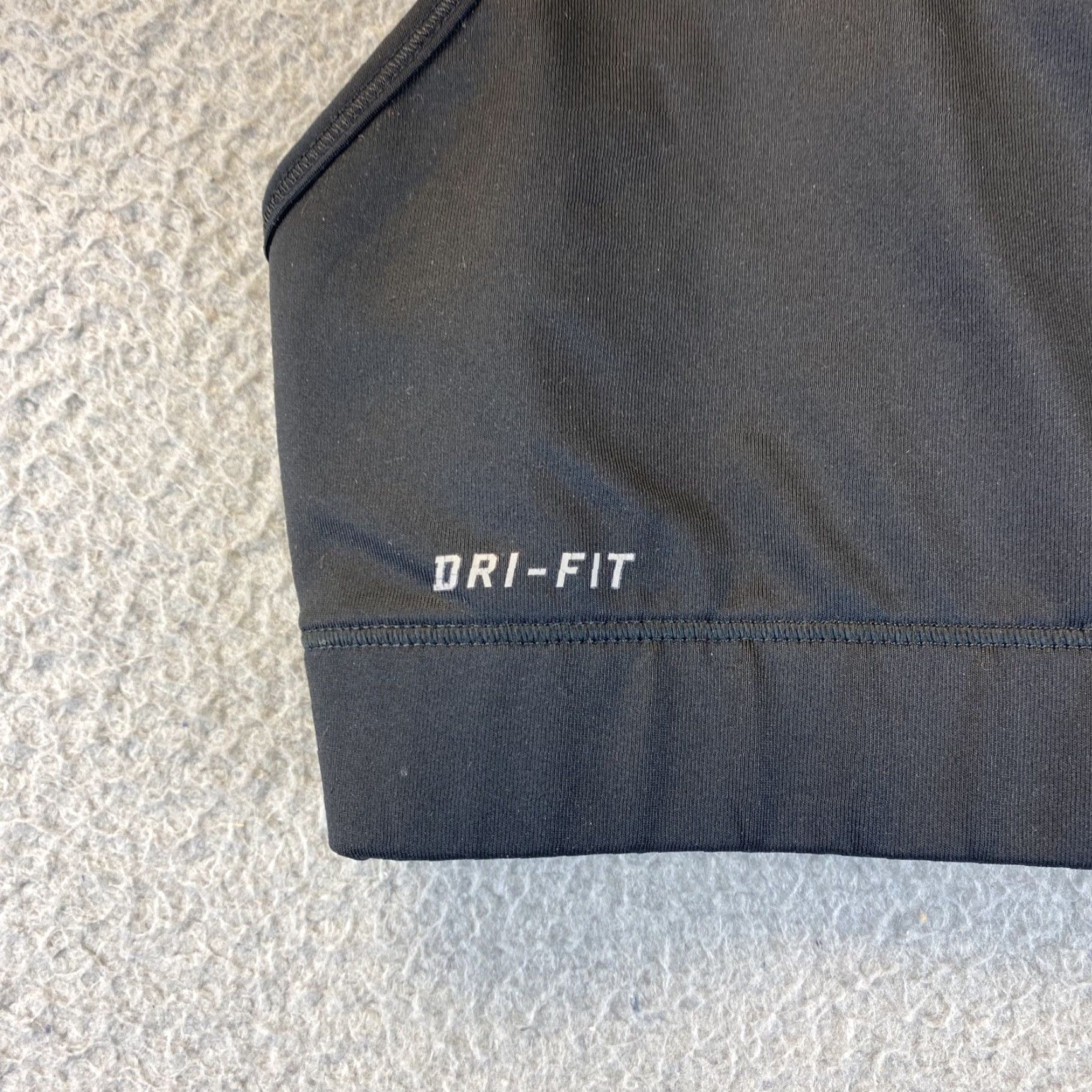 Nike Nike Sports Bra Size Small Womens Black GUC Size ONE SIZE - 2 Thumbnail
