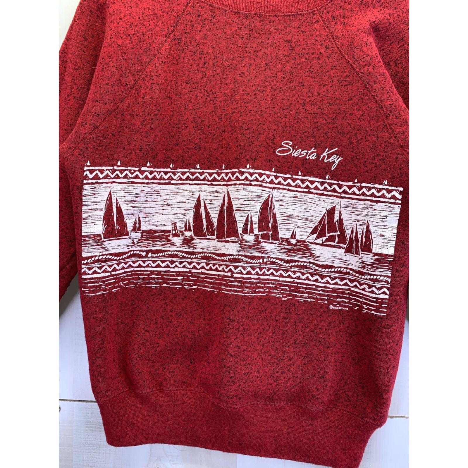 Vintage VINTAGE Ultra Sweats Siesta Key Sailboat Sailing Red Graphic Sweatshirt M Mens/Unisex Size US M / EU 48-50 / 2 - 2 Thumbnail