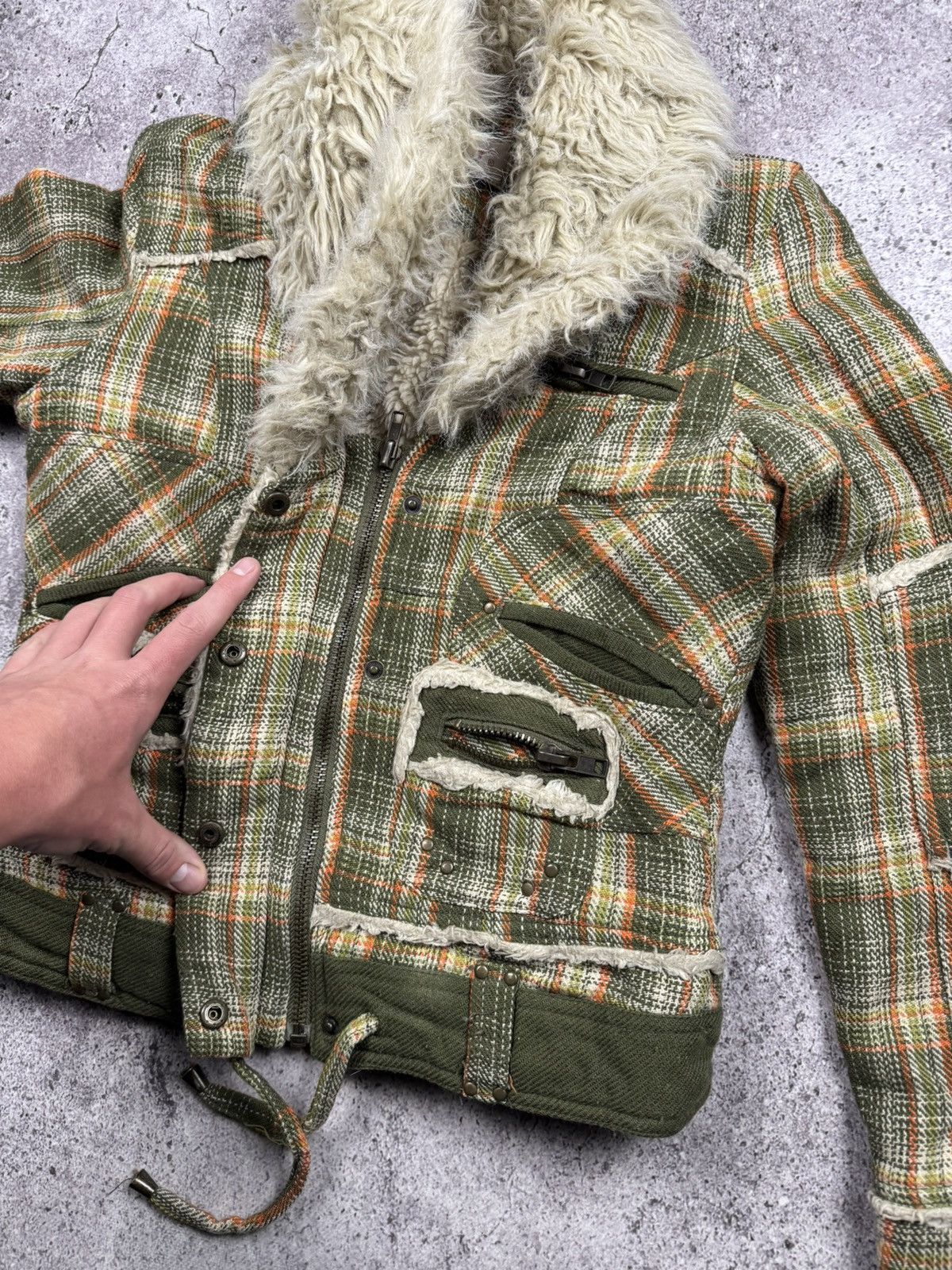 Japanese Brand VINTAGE FAUX FUR CROPPED BOMBER JACKET TARTAN JAPANESE STYLE Size S / US 4 / IT 40 - 6 Thumbnail