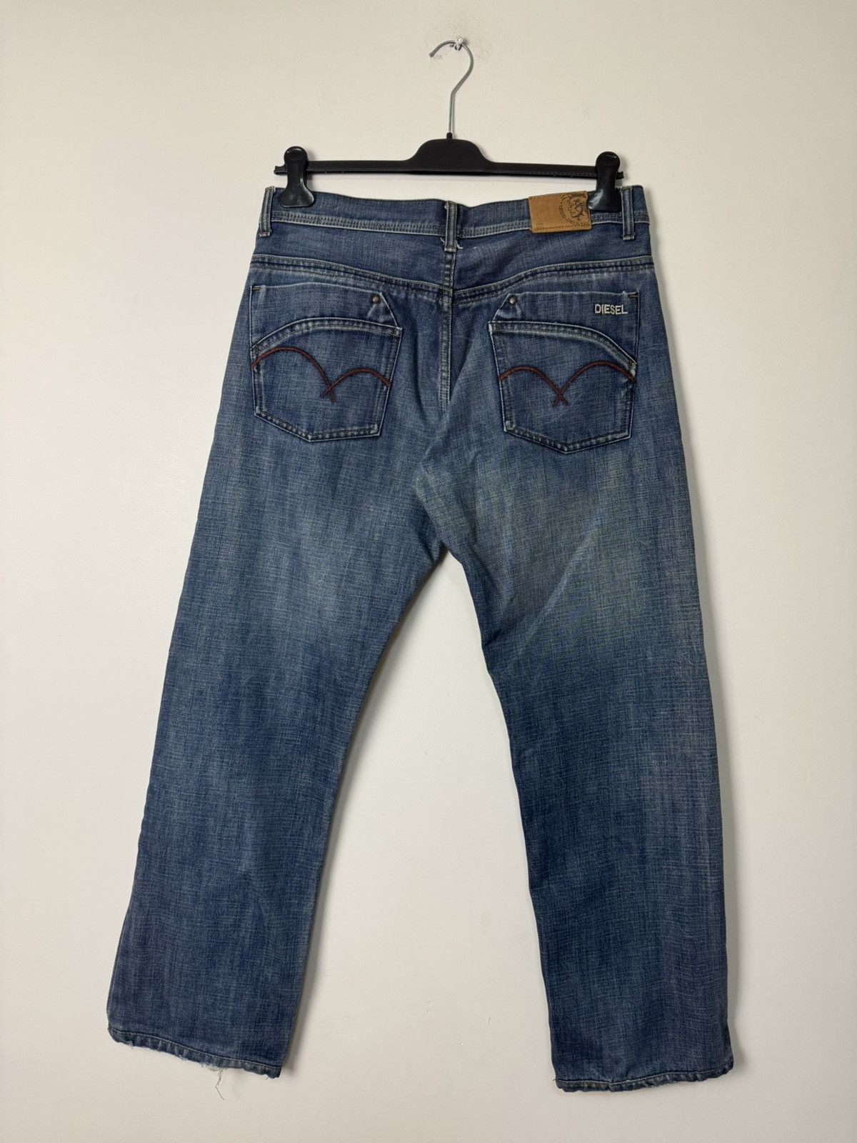 Diesel Diesel Vintage Straight Fit Denim Jeans Made in Italy Size US 34 / EU 50 - 1 Thumbnail