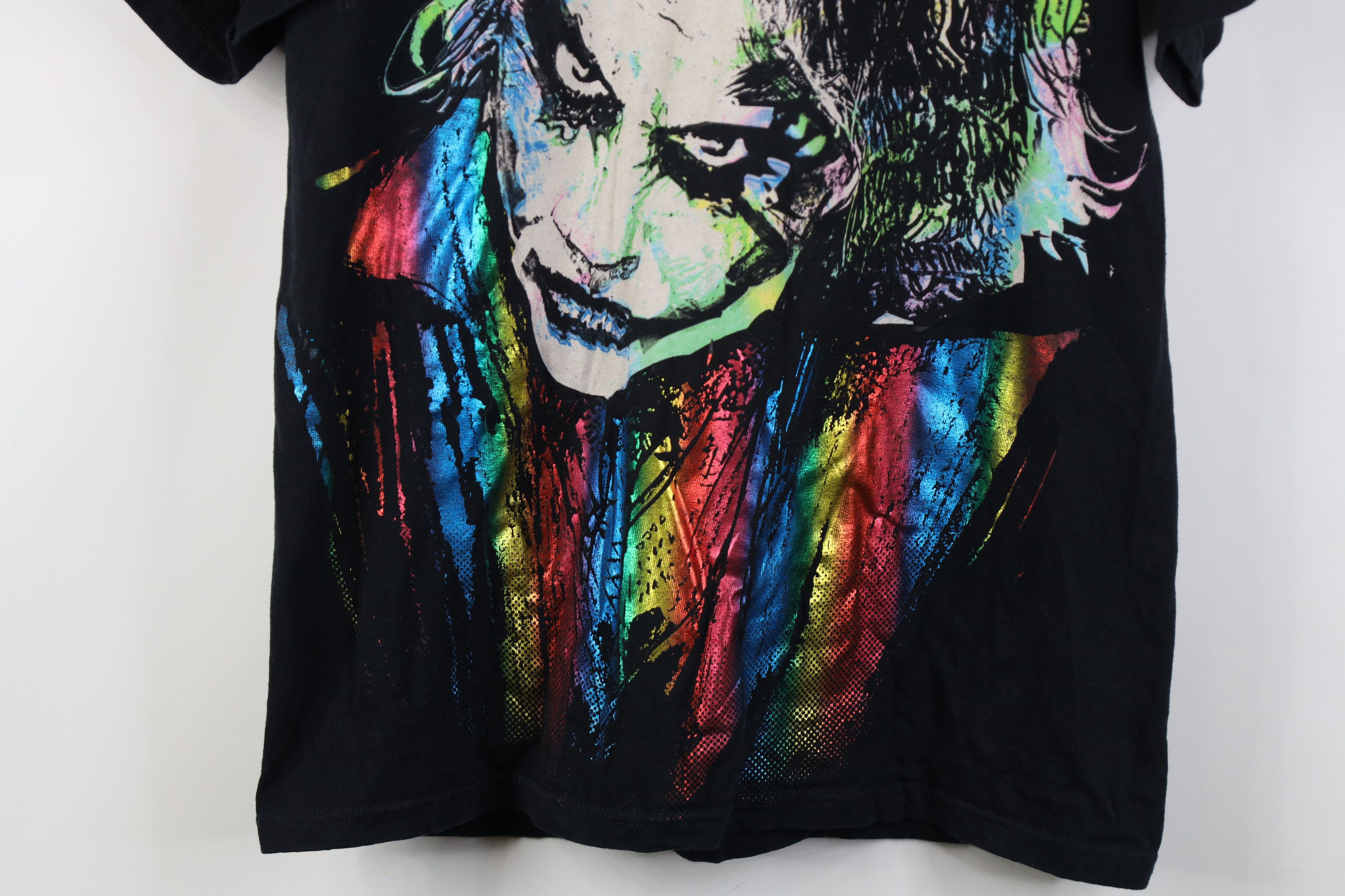 Vintage Vintage Batman The Dark Knight The Joker Rainbow T-Shirt Size US M / EU 48-50 / 2 - 3 Thumbnail