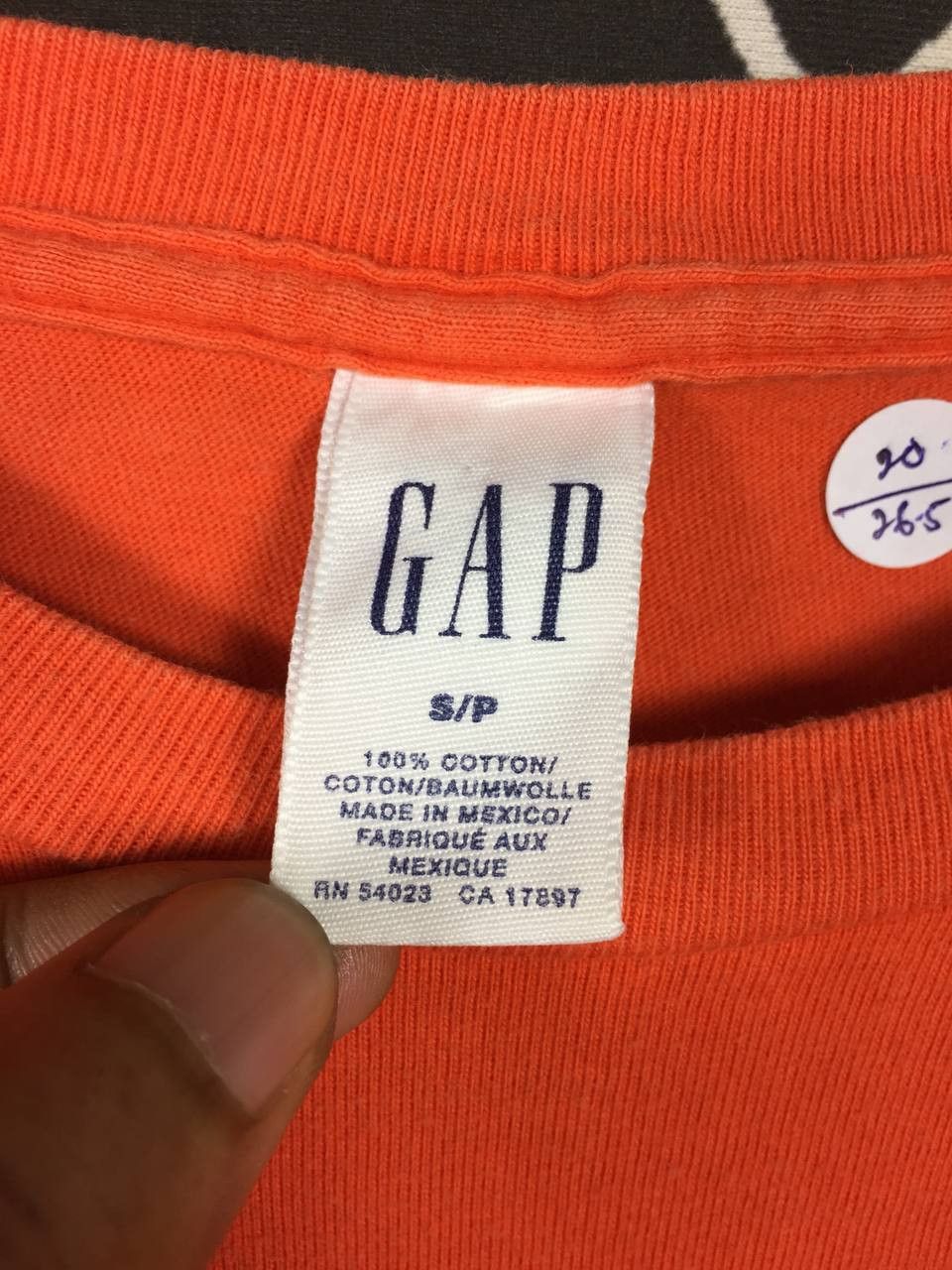 Gap × Vintage GAP Spell Out Logo Essential Tee Size S Size US S / EU 44-46 / 1 - 7 Thumbnail