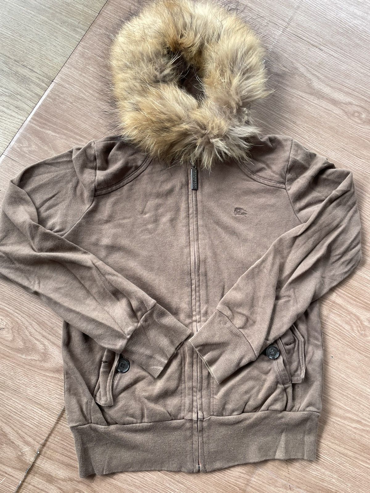 Burberry Burberry london blue label winter hoodie Size US S / EU 44-46 / 1 - 1 Thumbnail