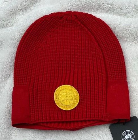 Canada Goose × Pyer Moss Canada Goose x Pyer Moss Red Wool Badge Beanie/Balaclava Size ONE SIZE - 1 Thumbnail