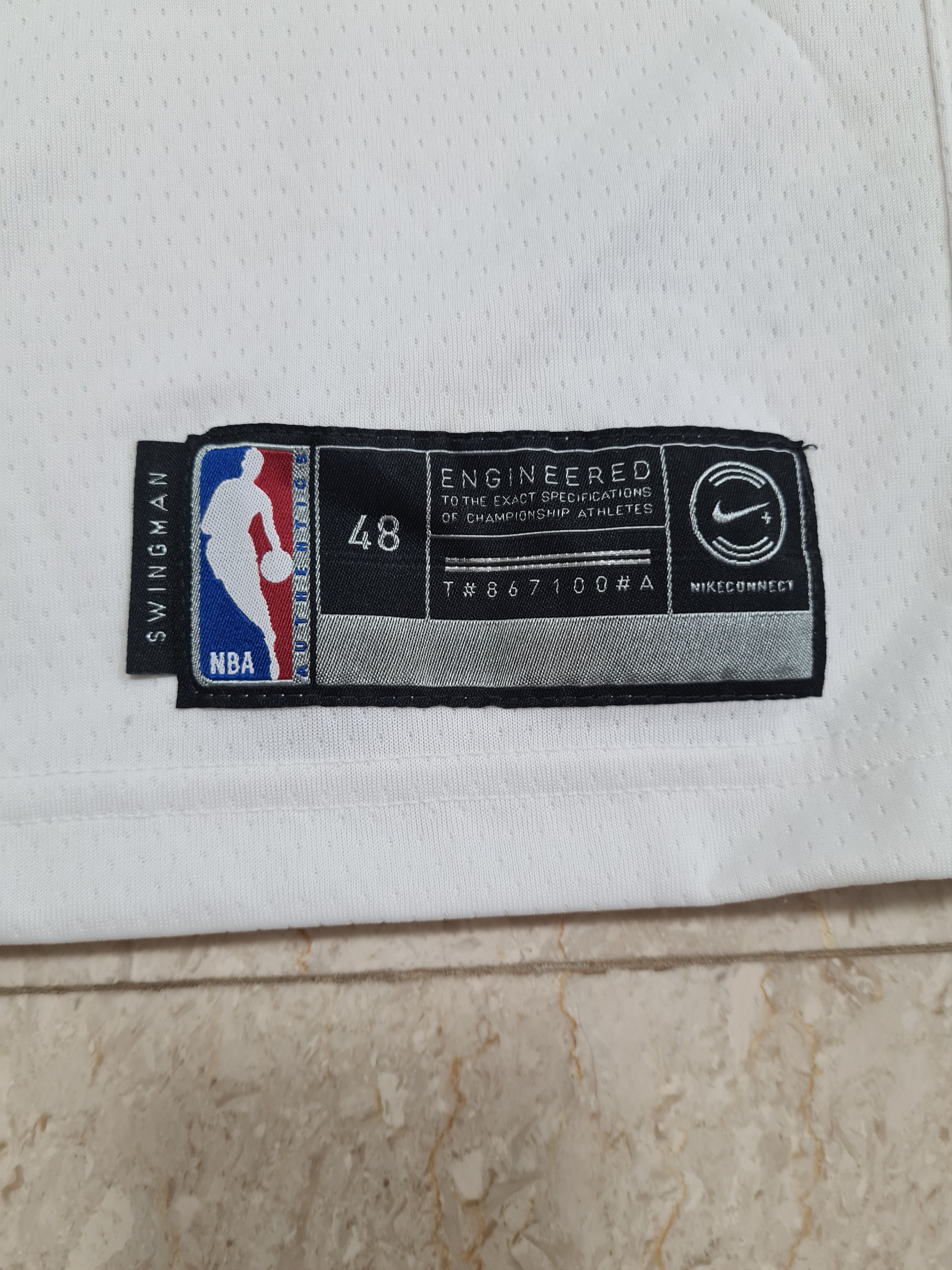NBA Rare Authentic Nike Miami Heat Vice City Swingman Jersey Size US L / EU 52-54 / 3 - 4 Thumbnail