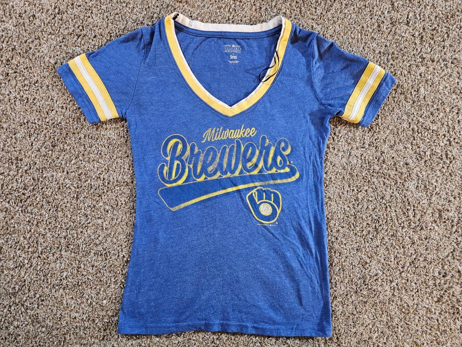 Designer Milwaukee Brewers Campus Lifestyle V Neck Women's S MLB Size ONE SIZE - 1 Thumbnail