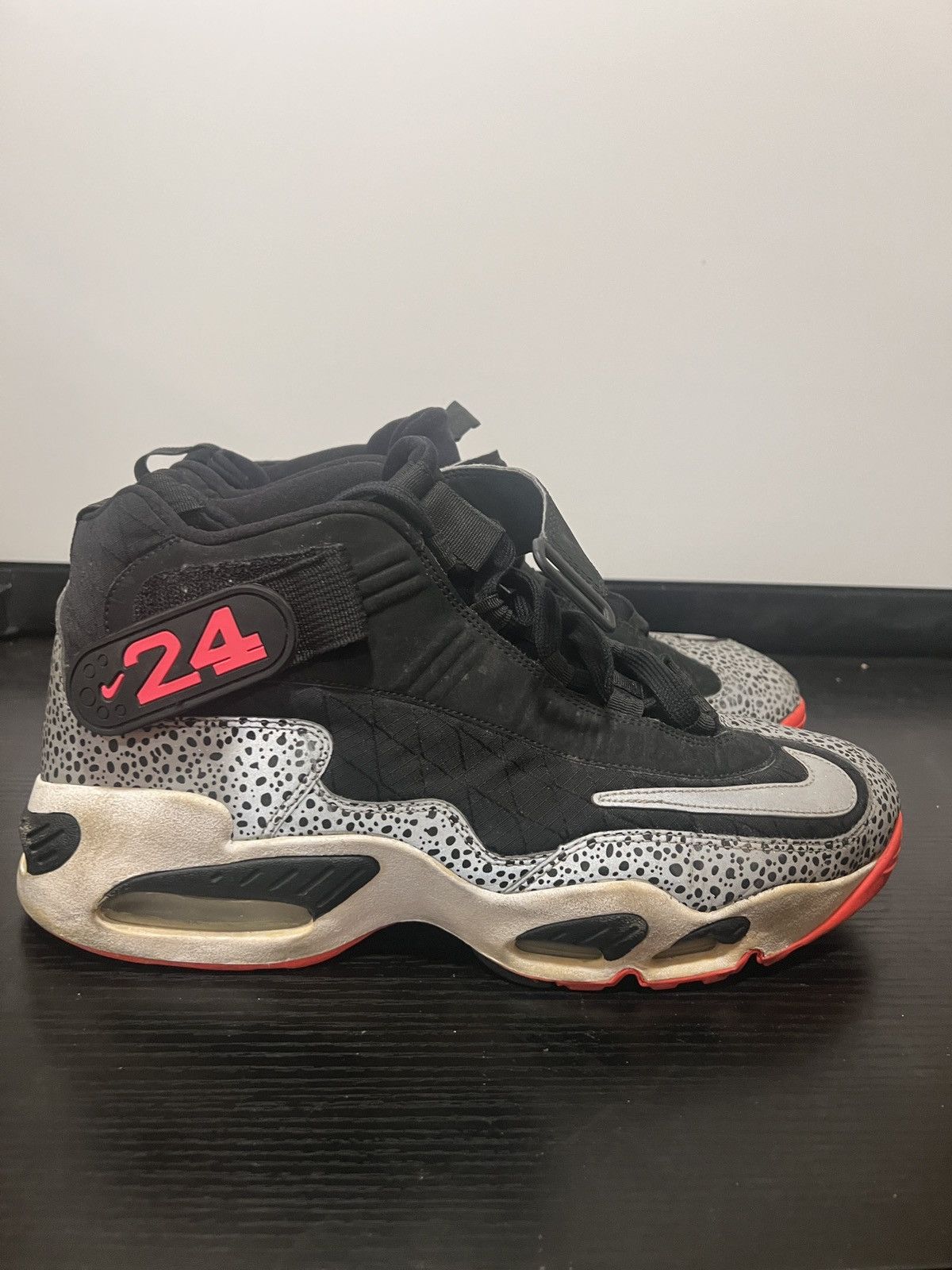 Nike SIZE 11 - Nike Air Griffey 1 Safari Size US 11 / EU 44 - 3 Thumbnail