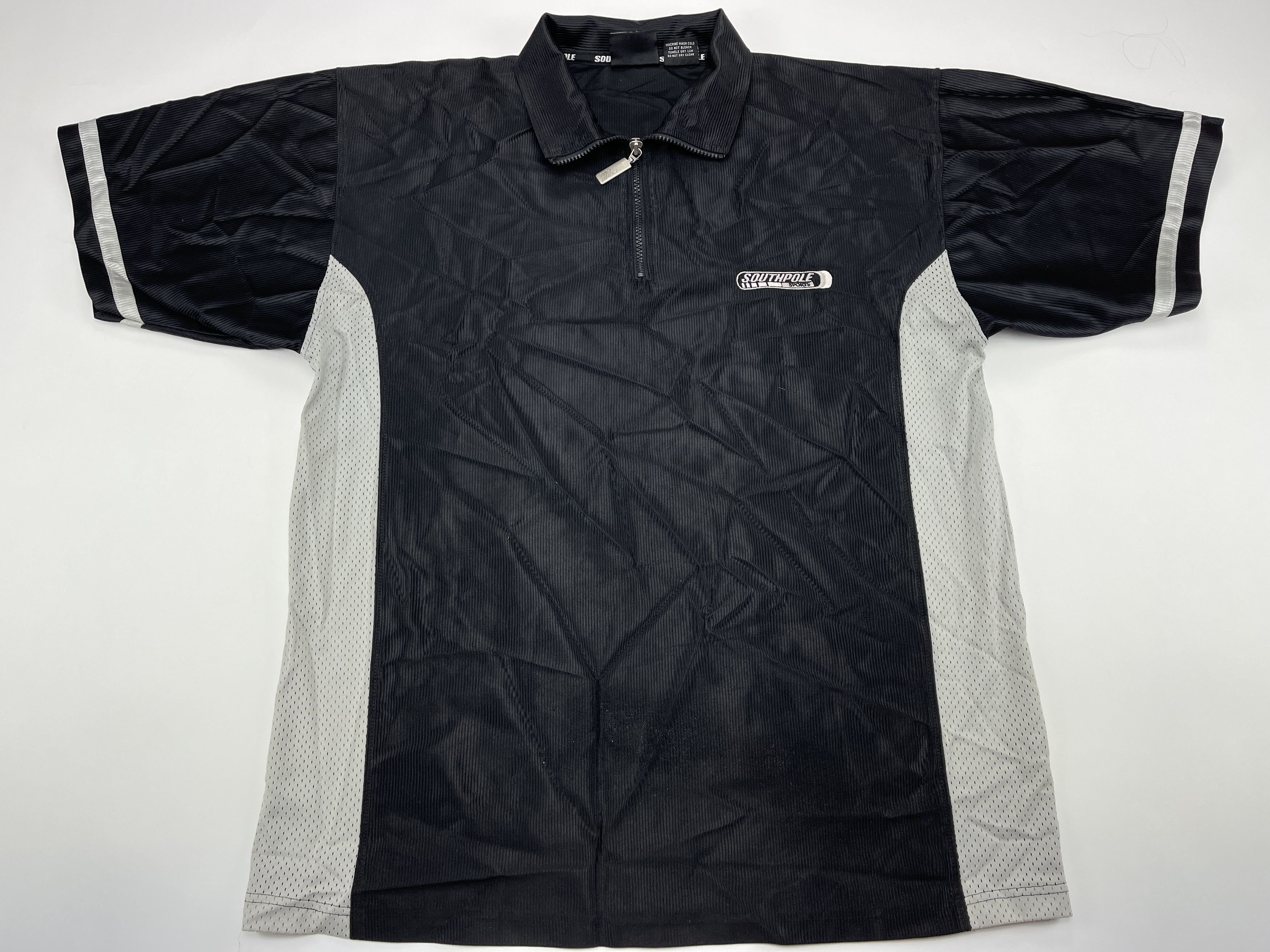 Southpole SOUTHPOLE jersey black vintage South Pole t-shirt 90s size L Size US L / EU 52-54 / 3 - 1 Thumbnail