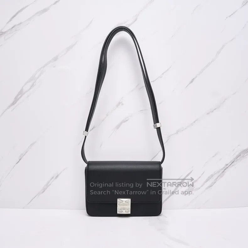 Givenchy Givenchy Ladies Metal Logo Crossbody Bag Size ONE SIZE - 1 Thumbnail
