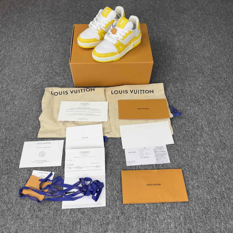 Louis Vuitton Louis Vuitton Trainer Low-Top Stylish Sneakers 0079 Size US 6.5 / EU 39-40 - 1 Thumbnail
