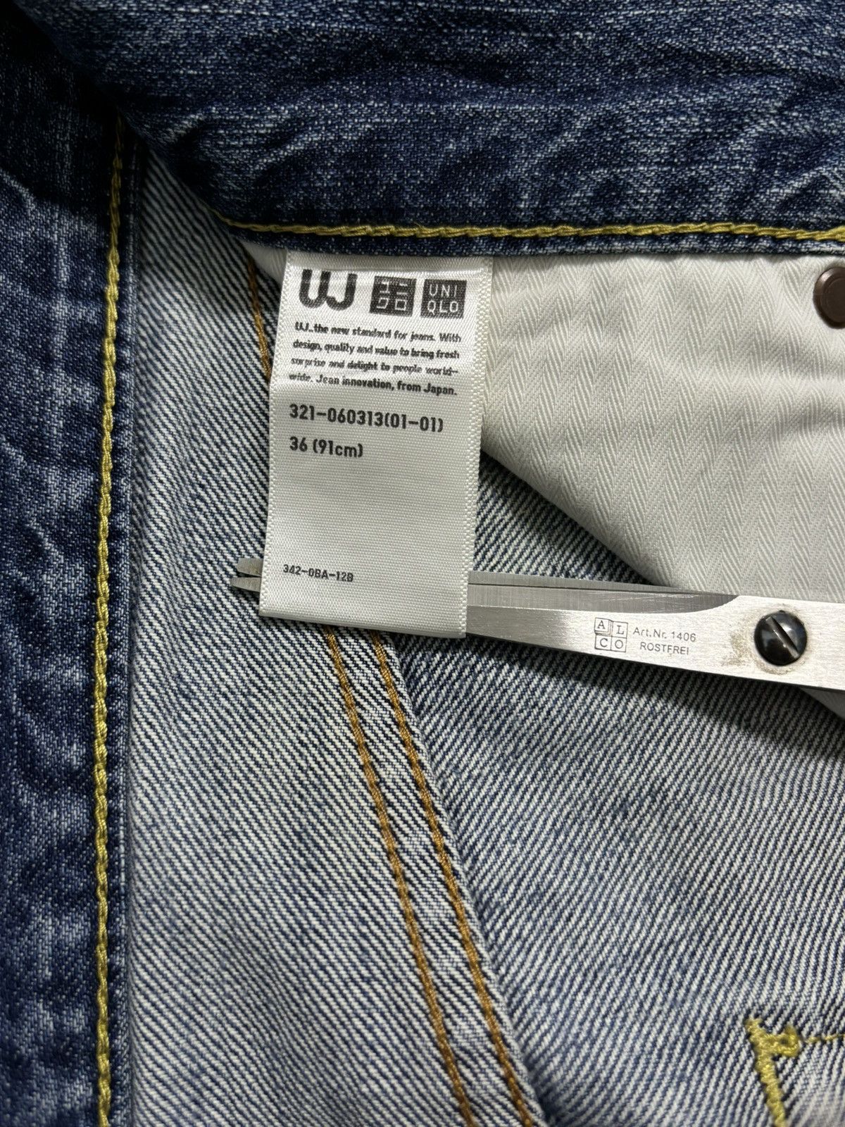 Undercover × Uniqlo Vintage Japanese Brand Uniqlo S002 Blue Wash Faded Jeans Size US 36 / EU 52 - 17 Thumbnail