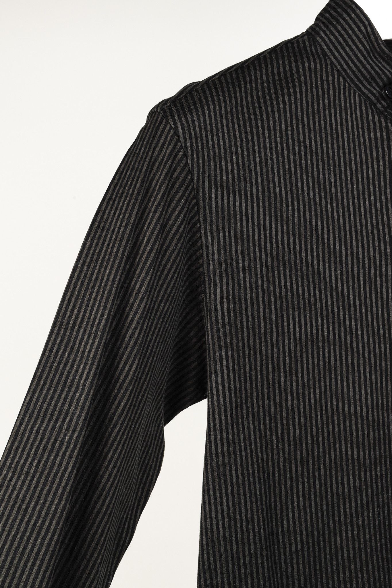 Armani Collezioni Armani Collezioni Grey and Black Striped Jersey Button-Up Size S / US 4 / IT 40 - 4 Thumbnail