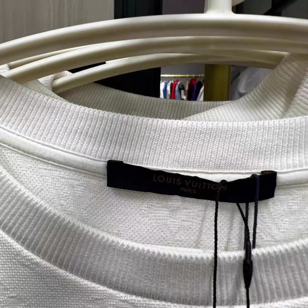 Louis Vuitton LV 3D Monogram Short Sleeve Tee OS/S New with Tags Size US S / EU 44-46 / 1 - 2 Thumbnail