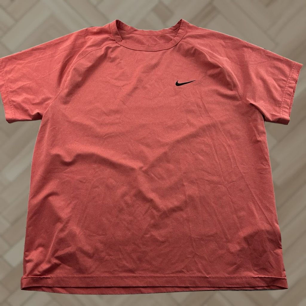 Nike Nike Dri-Fit Athletic Short Sleeve T Shirt Men L Salmon Pink Size US L / EU 52-54 / 3 - 1 Thumbnail