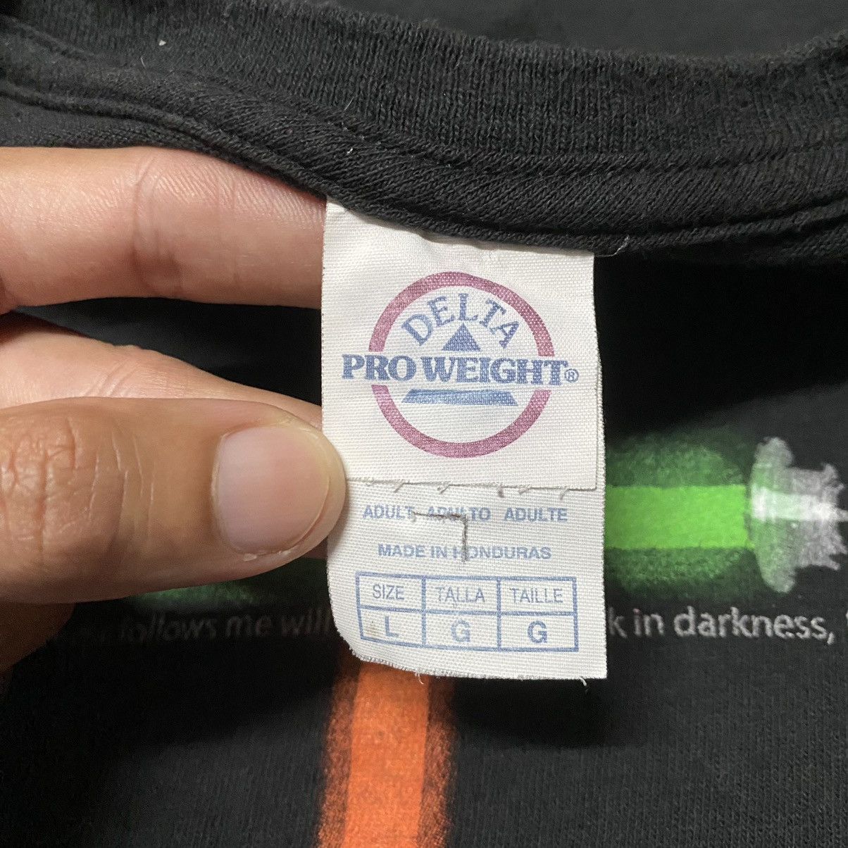 Star Wars Y2K STAR WARS LIGHTSABERS WORDING T SHIRT Size US L / EU 52-54 / 3 - 3 Thumbnail