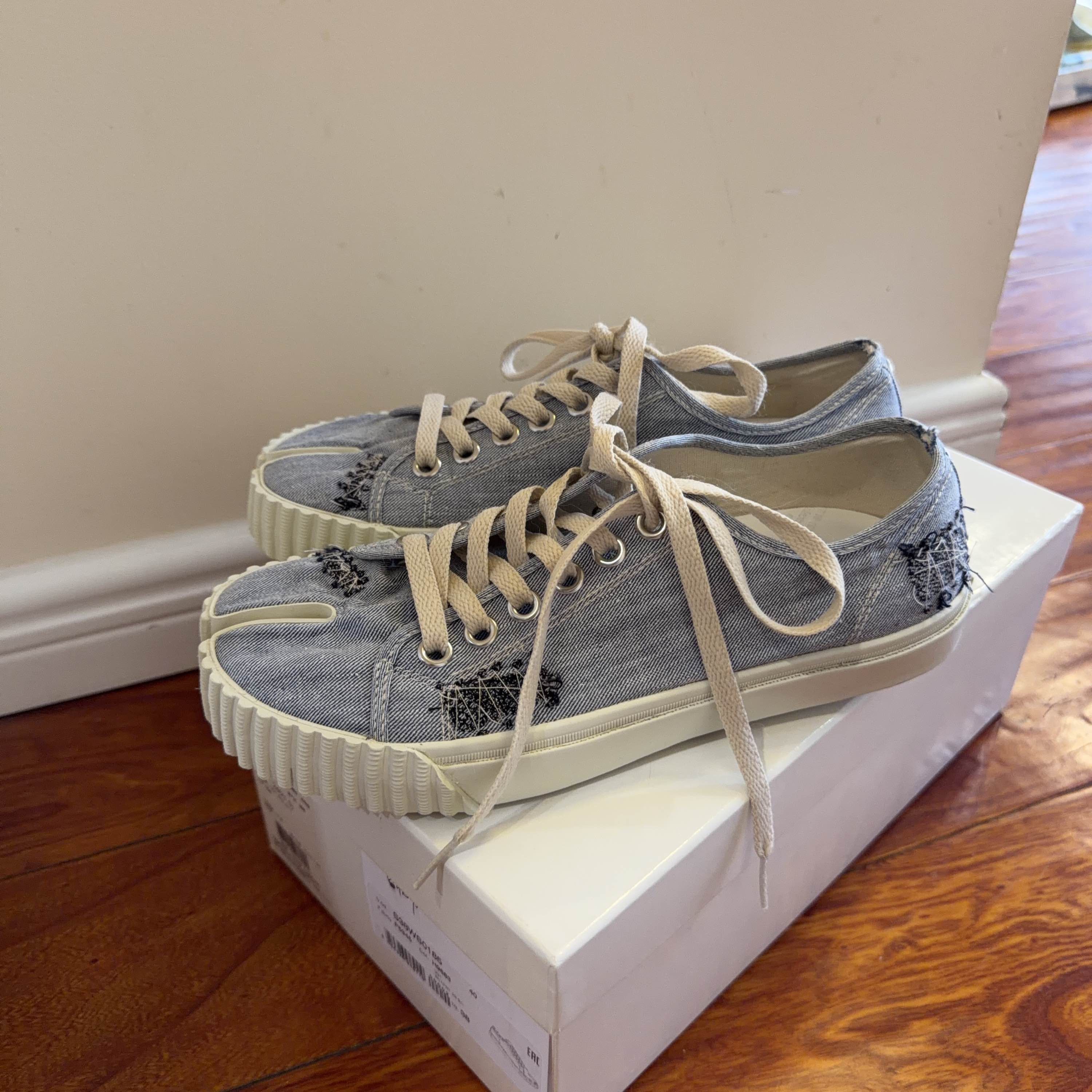 Maison Margiela Maison Margiela Denim Tabi Sneakers Size 38 Size US 8 / IT 38 - 1 Thumbnail